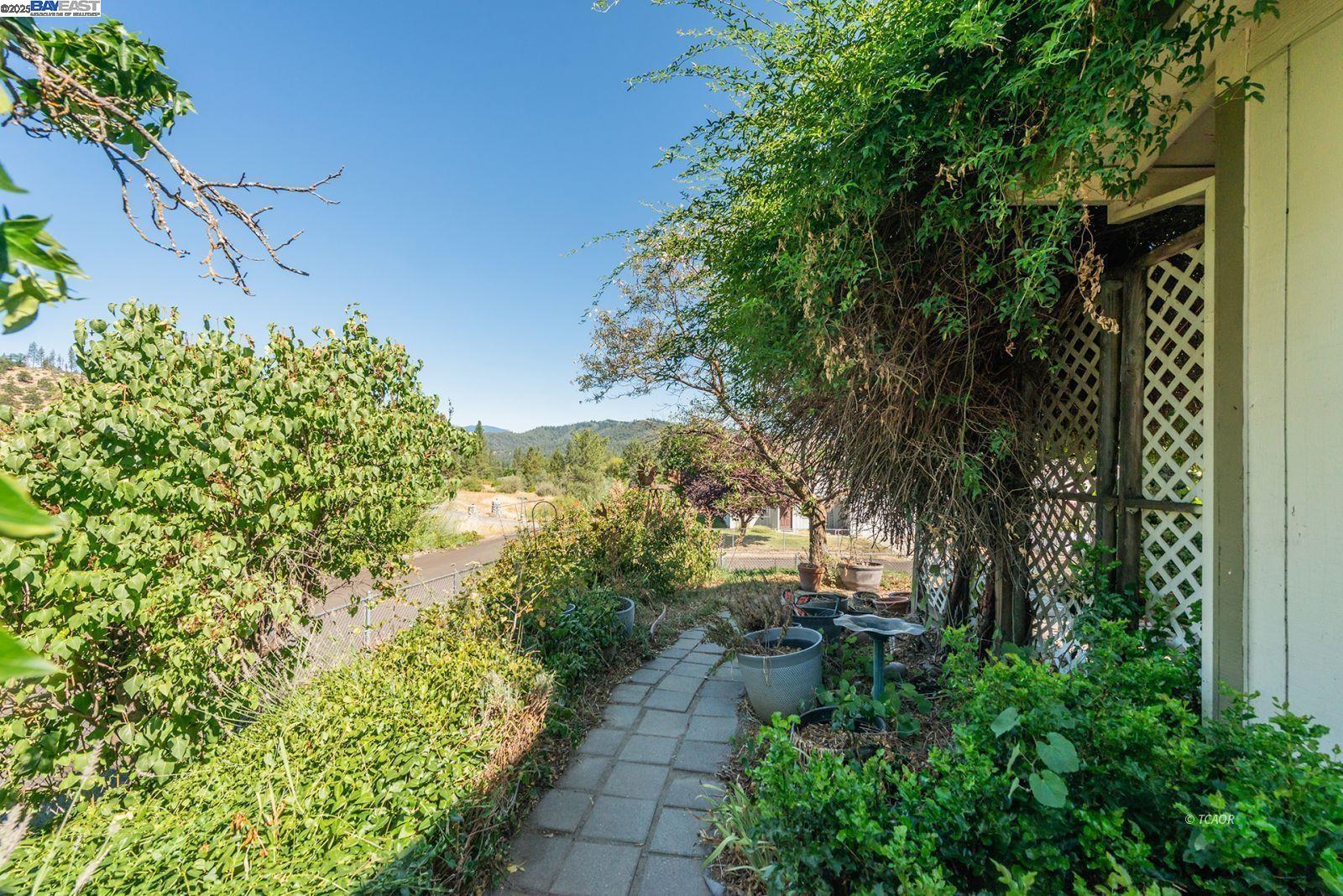 Detail Gallery Image 27 of 38 For 10 Second Ave, Lewiston,  CA 96052 - 3 Beds | 2/1 Baths