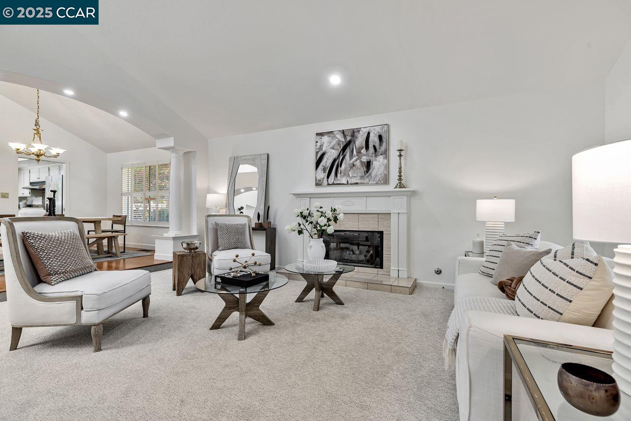 Detail Gallery Image 5 of 49 For 4231 Knollview Dr, Danville,  CA 94506 - 4 Beds | 3 Baths