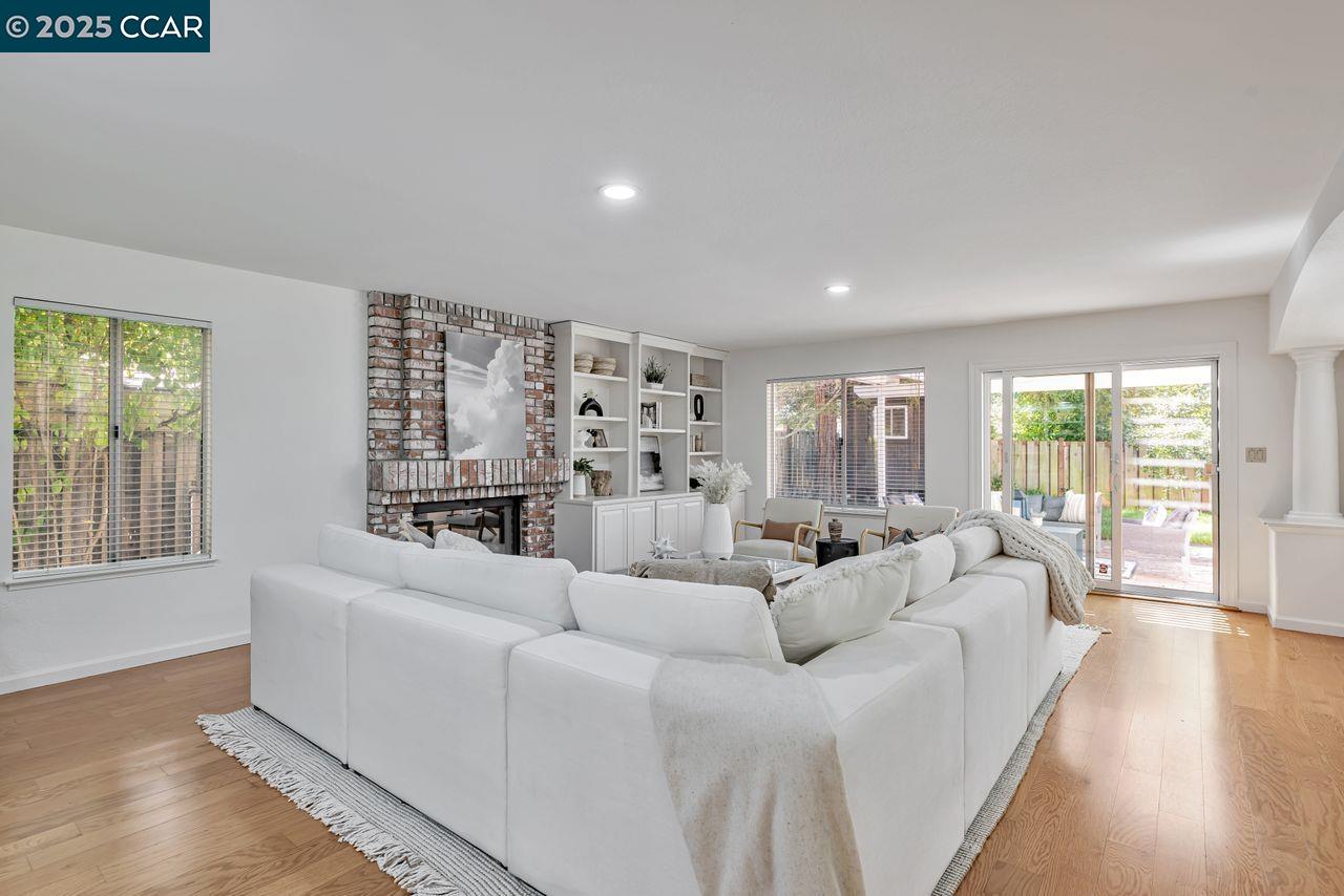 Detail Gallery Image 9 of 49 For 4231 Knollview Dr, Danville,  CA 94506 - 4 Beds | 3 Baths