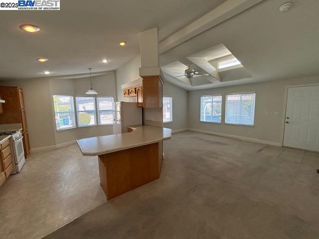 Detail Gallery Image 8 of 34 For 27949 Pueblo Serena #78,  Hayward,  CA 94545 - 3 Beds | 2 Baths