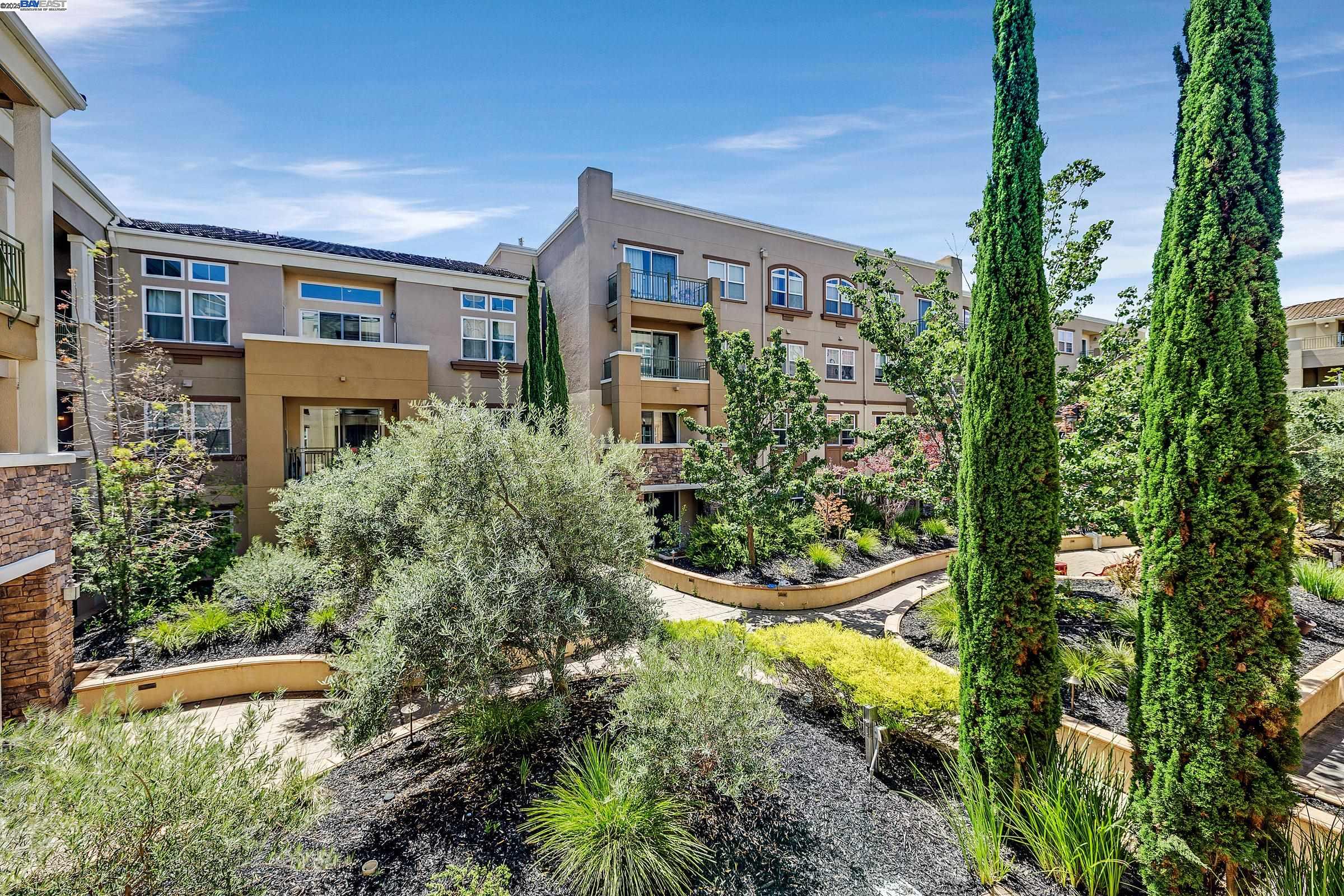 Detail Gallery Image 9 of 35 For 49002 Cinnamon Fern Cmn #311,  Fremont,  CA 94539 - 2 Beds | 2 Baths