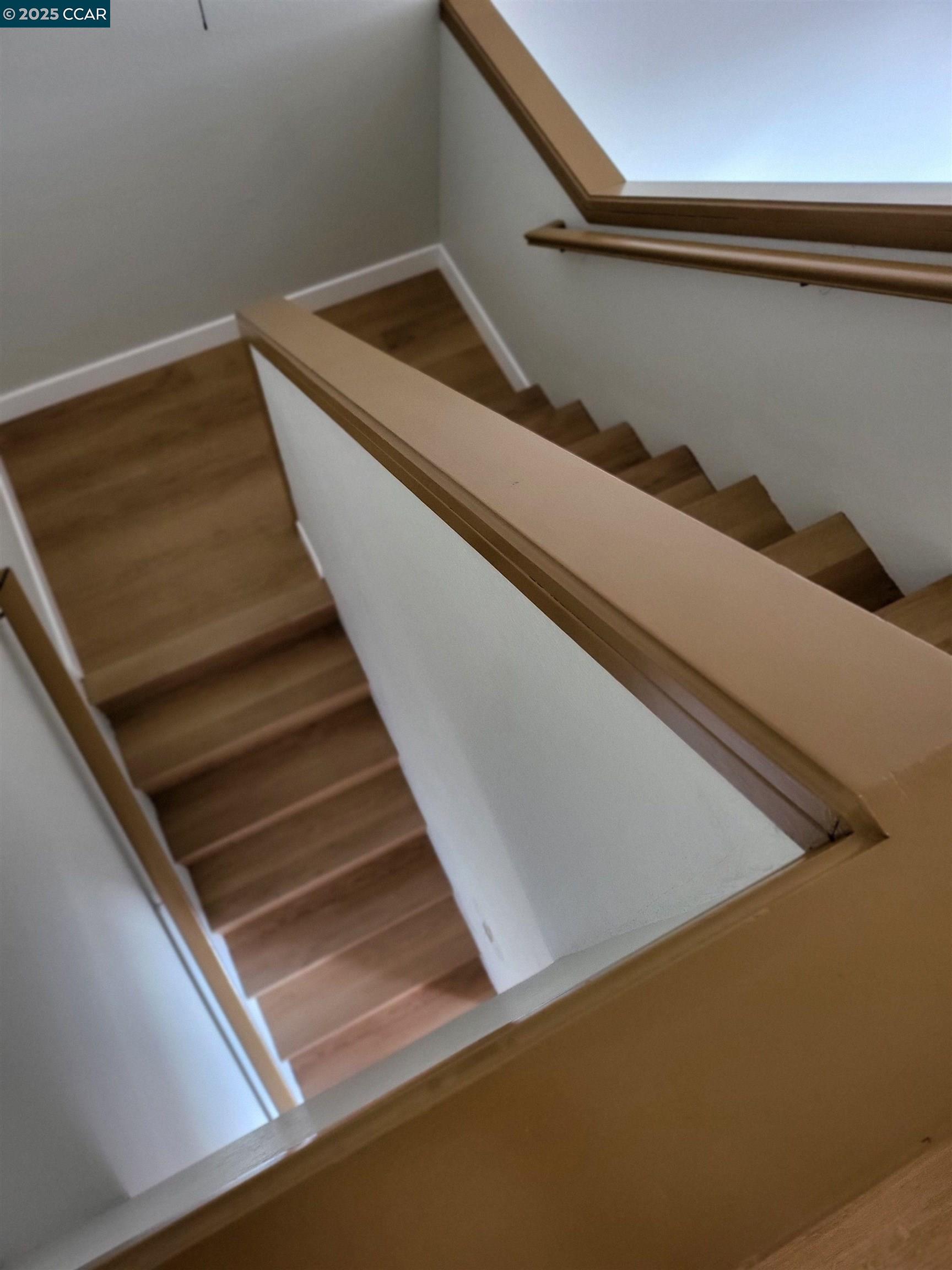 Detail Gallery Image 15 of 19 For 23 Dove Ln, Richmond,  CA 94803 - 3 Beds | 2/1 Baths