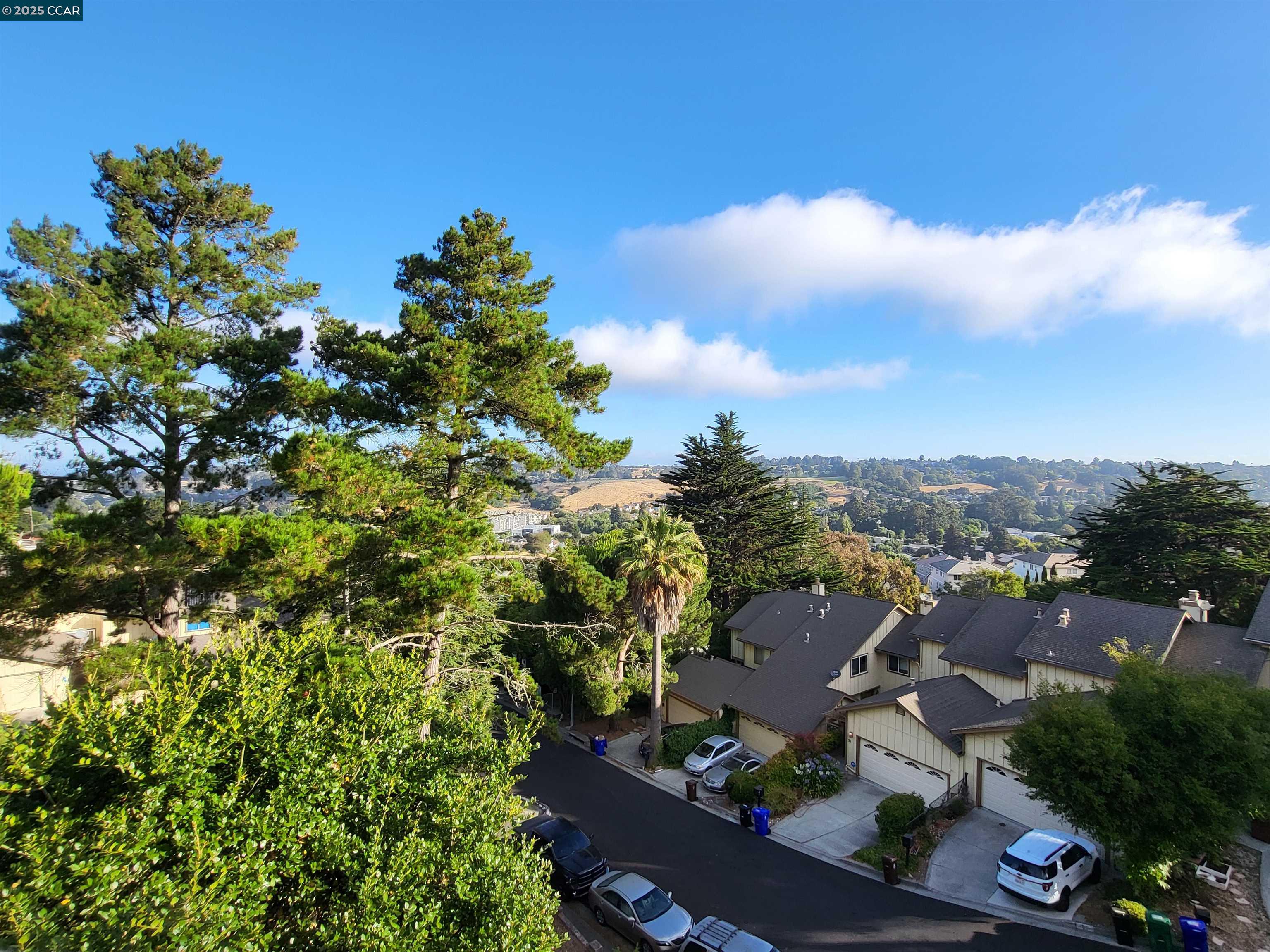 Detail Gallery Image 18 of 19 For 23 Dove Ln, Richmond,  CA 94803 - 3 Beds | 2/1 Baths