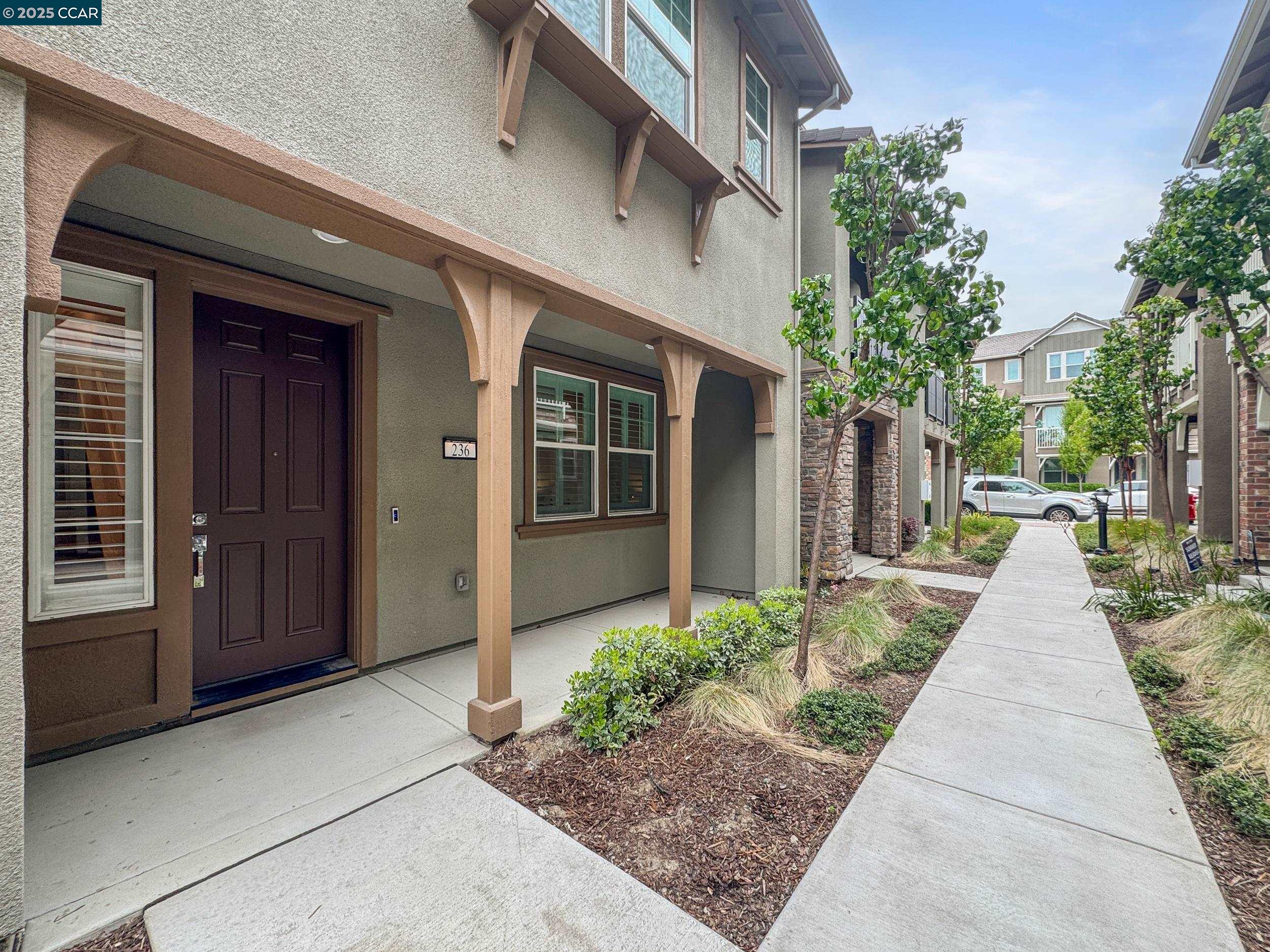 Detail Gallery Image 33 of 35 For 236 Plum Tree Street, Livermore,  CA 94551 - 4 Beds | 3/1 Baths