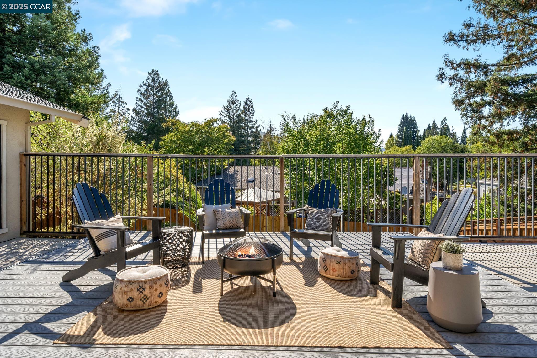 Detail Gallery Image 30 of 35 For 131 Clover Hill Court, Danville,  CA 94526 - 4 Beds | 2/1 Baths