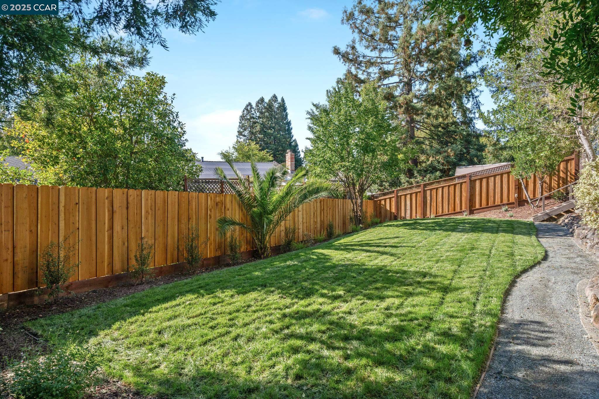 Detail Gallery Image 32 of 35 For 131 Clover Hill Court, Danville,  CA 94526 - 4 Beds | 2/1 Baths