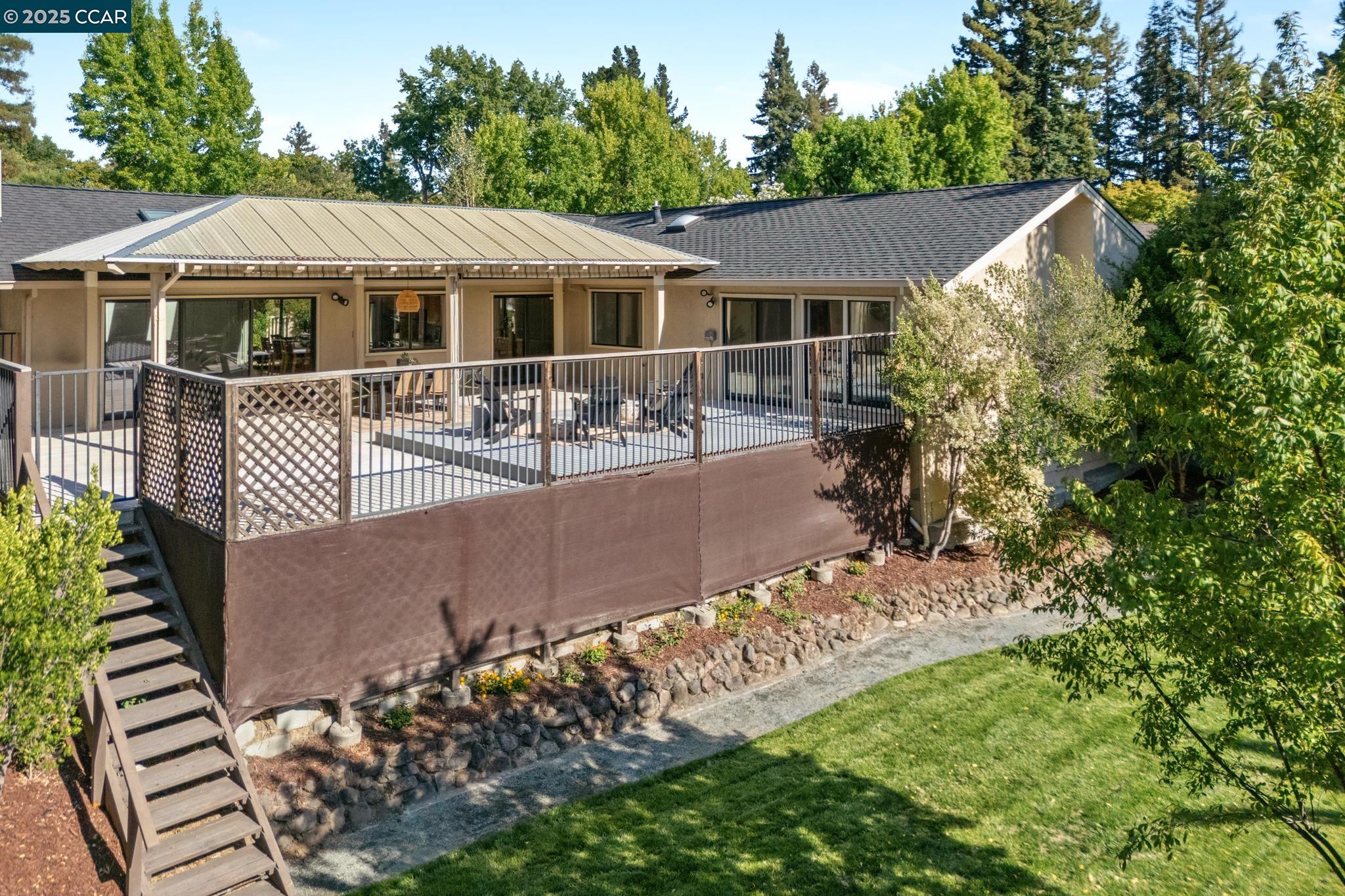 Detail Gallery Image 34 of 35 For 131 Clover Hill Court, Danville,  CA 94526 - 4 Beds | 2/1 Baths