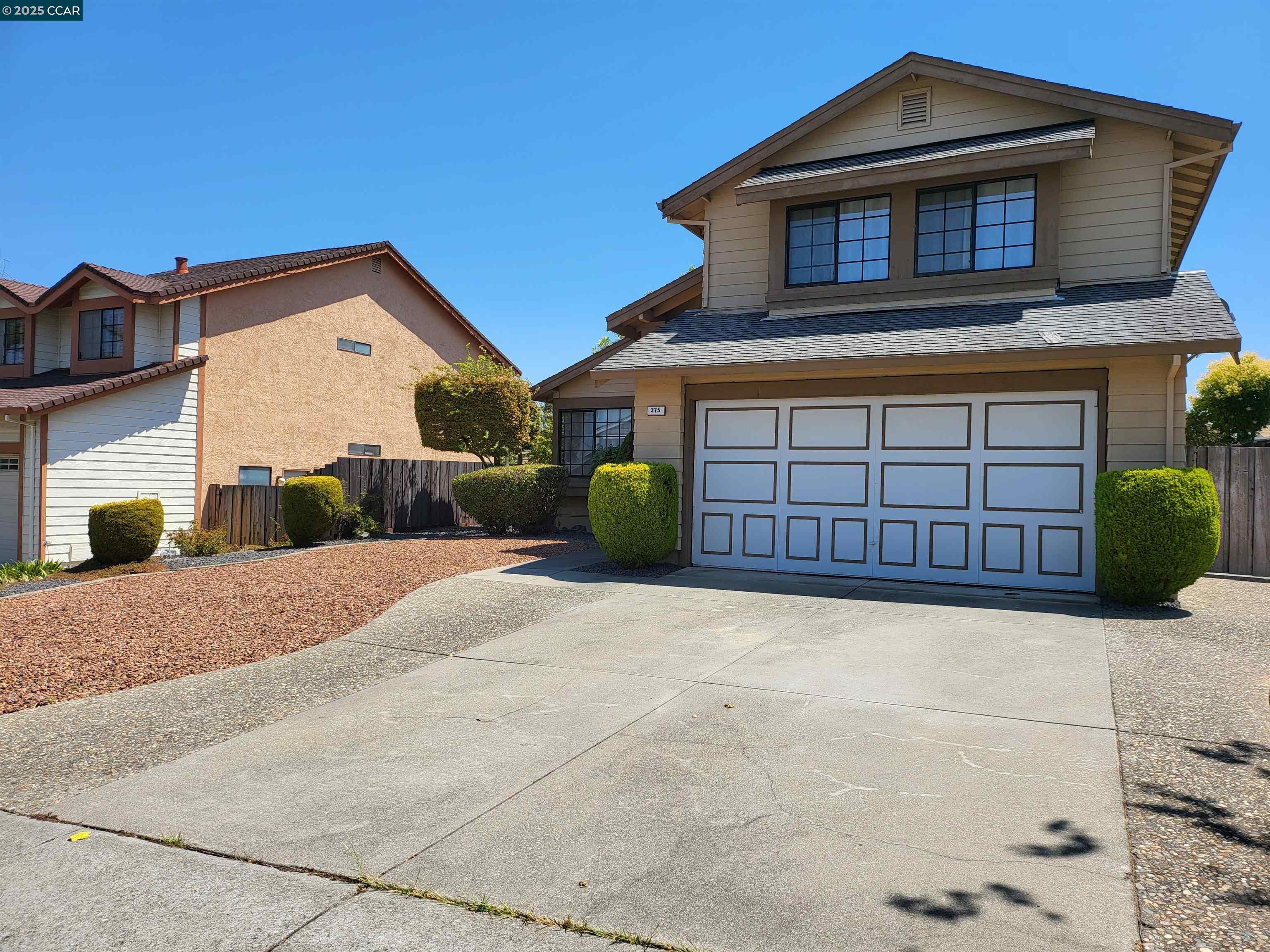 Detail Gallery Image 1 of 19 For 375 Turquoise Dr, Hercules,  CA 94547 - 3 Beds | 2/1 Baths