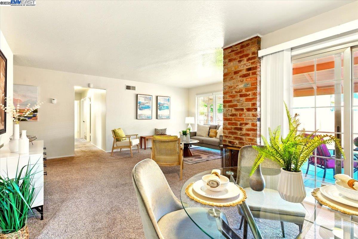 Detail Gallery Image 11 of 30 For 24728 Stone Ct, Hayward,  CA 94545 - 3 Beds | 2 Baths
