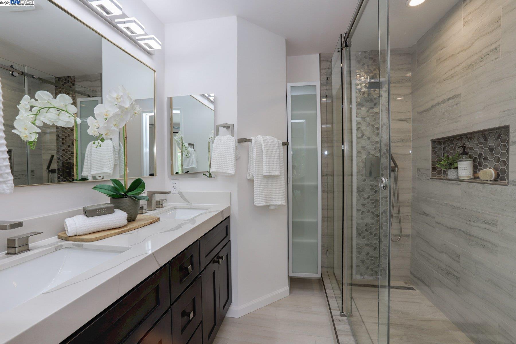 Detail Gallery Image 20 of 38 For 4428 Del Valle Pkwy, Pleasanton,  CA 94566 - 3 Beds | 2/1 Baths