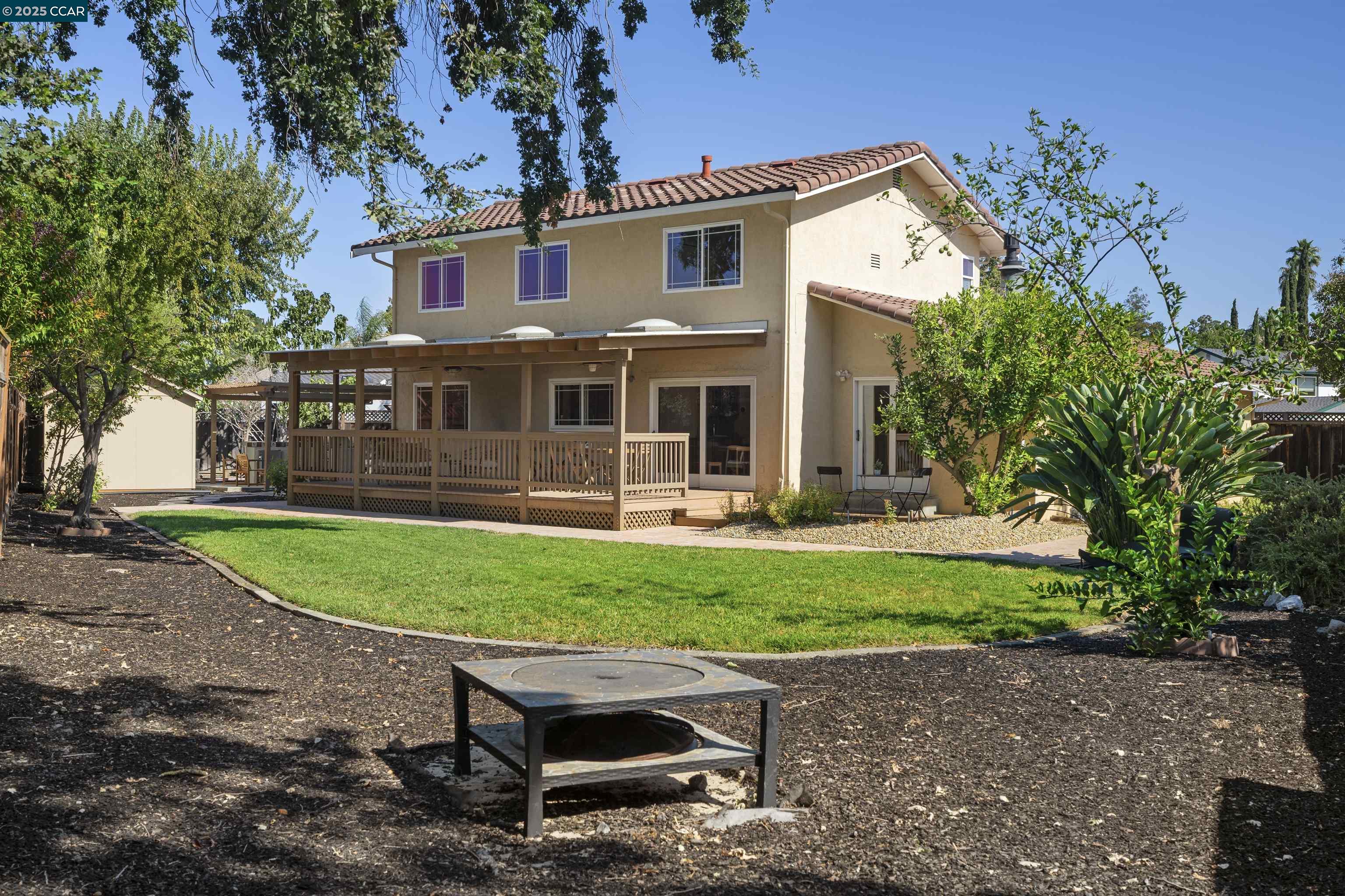 Detail Gallery Image 23 of 33 For 1730 Getoun Ct, Concord,  CA 94518 - 4 Beds | 2/1 Baths
