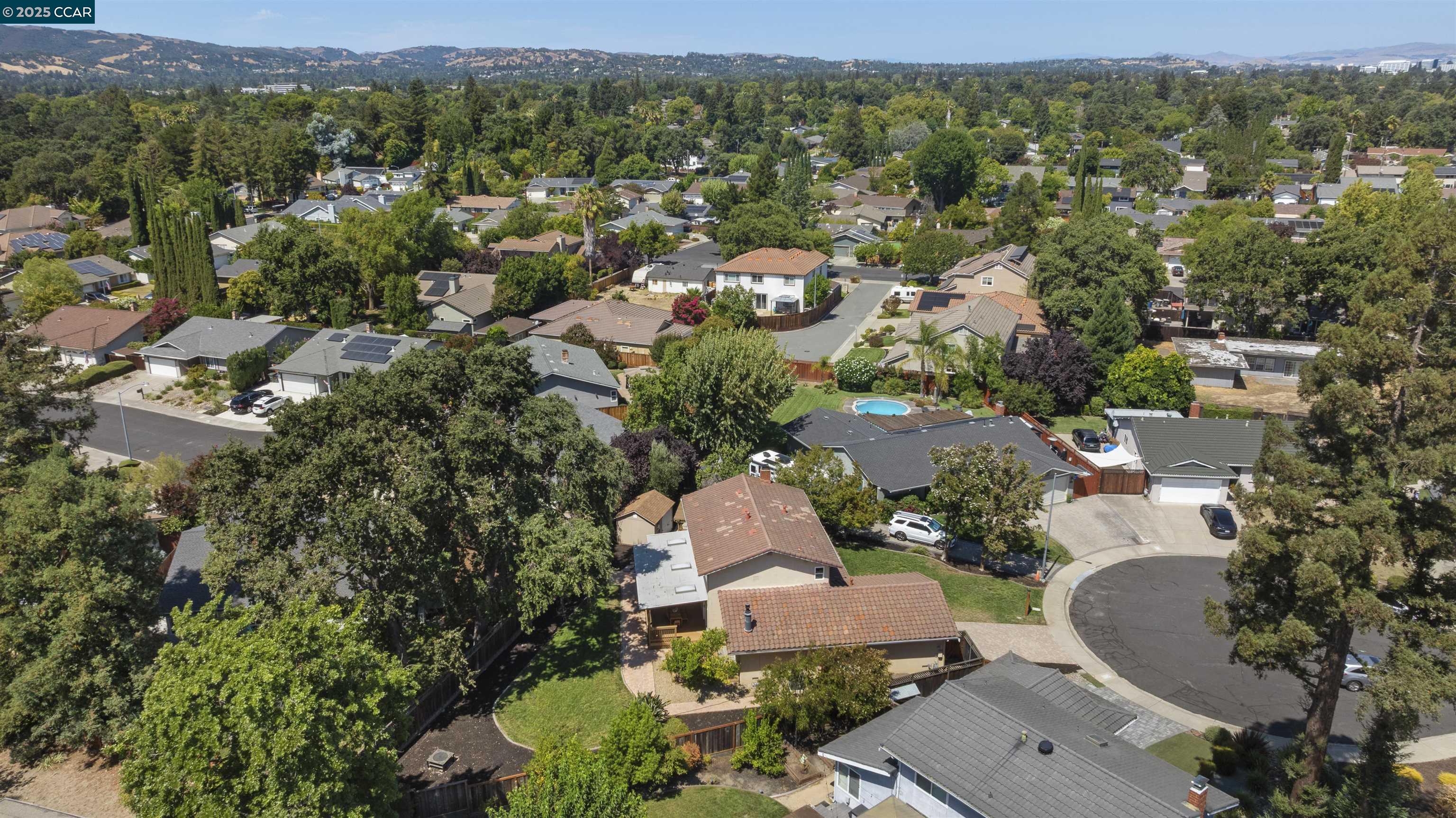 Detail Gallery Image 31 of 33 For 1730 Getoun Ct, Concord,  CA 94518 - 4 Beds | 2/1 Baths