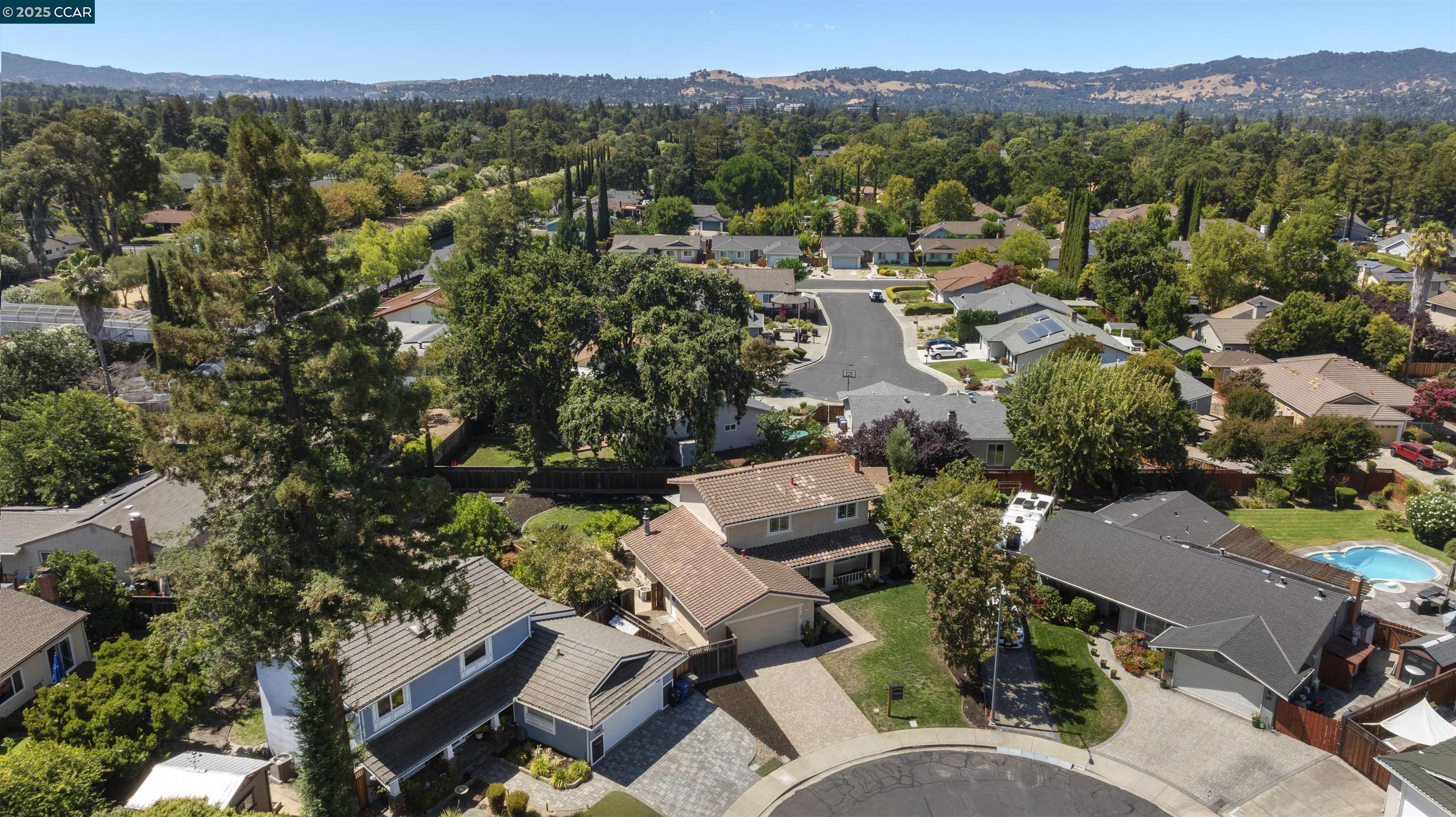 Detail Gallery Image 32 of 33 For 1730 Getoun Ct, Concord,  CA 94518 - 4 Beds | 2/1 Baths