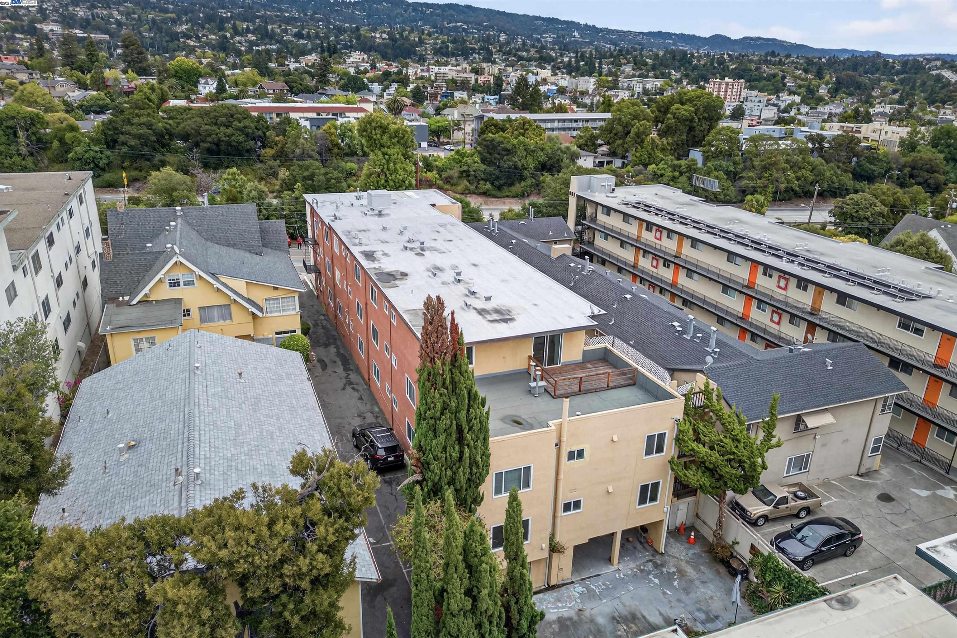Detail Gallery Image 14 of 46 For 273 Macarthur Blvd, Oakland,  CA 95610 - – Beds | – Baths
