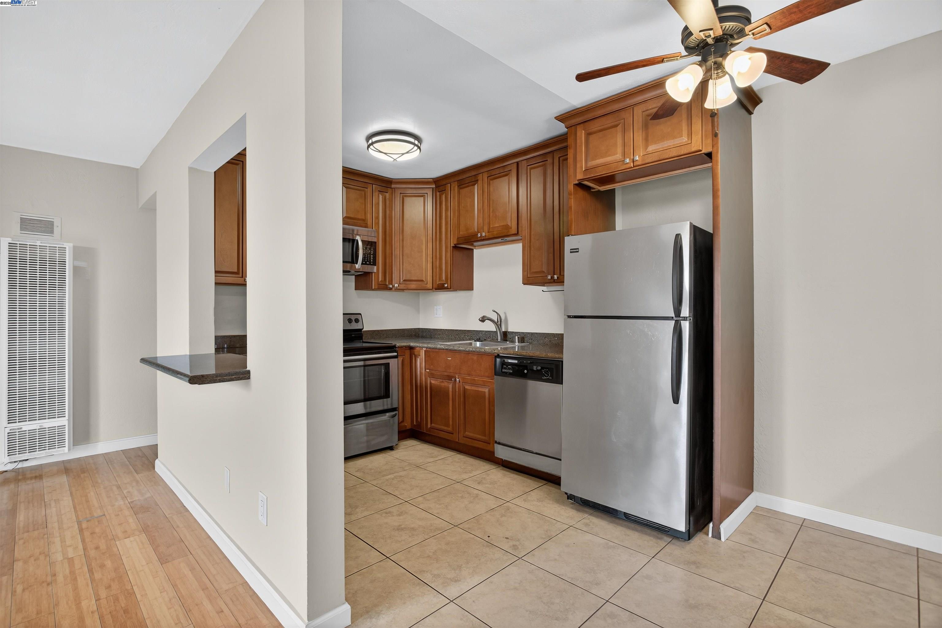 Detail Gallery Image 34 of 46 For 273 Macarthur Blvd, Oakland,  CA 95610 - – Beds | – Baths