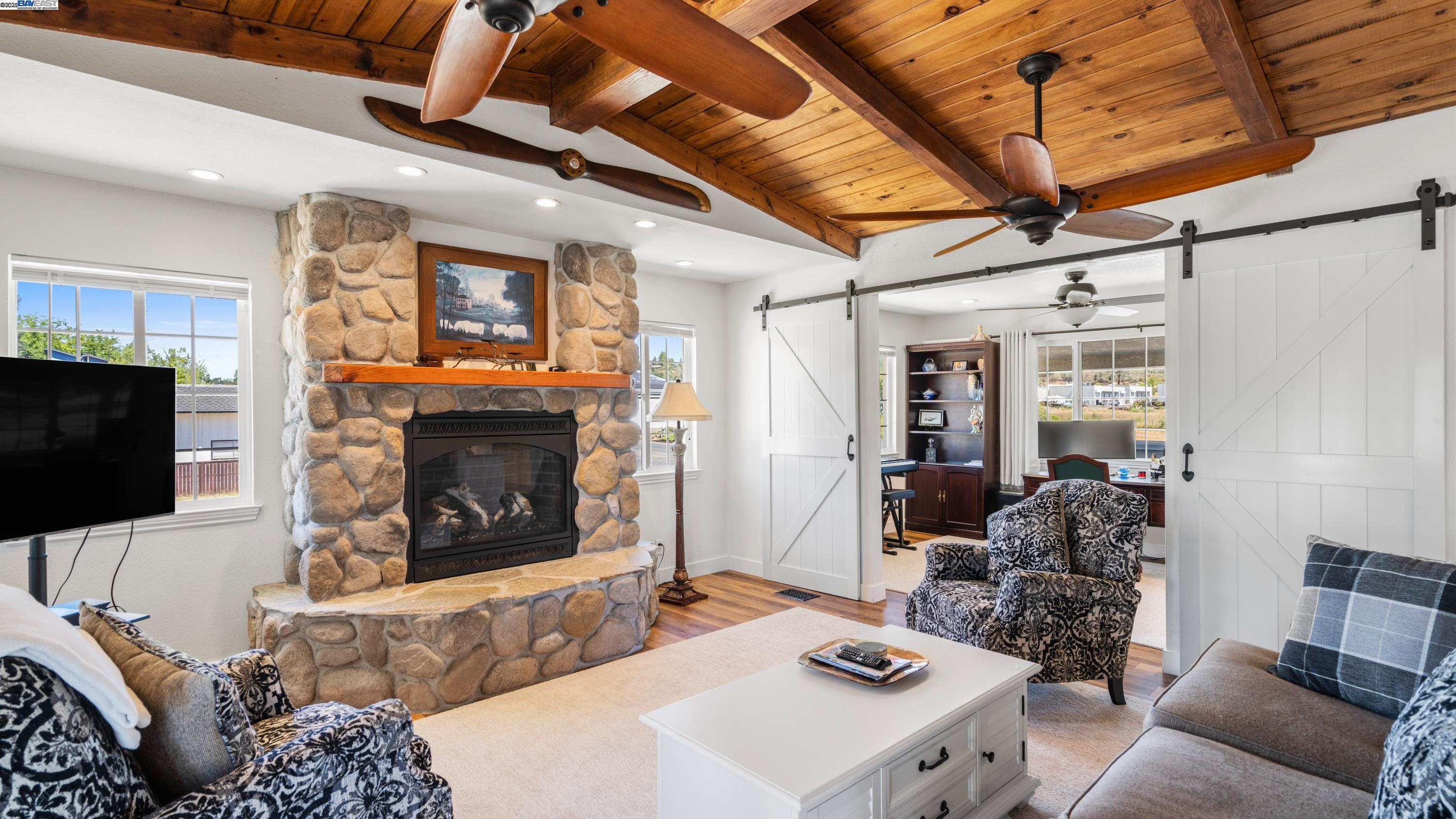 Detail Gallery Image 21 of 59 For 3070 Boeing Rd, Cameron Park,  CA 95682 - 3 Beds | 2/1 Baths