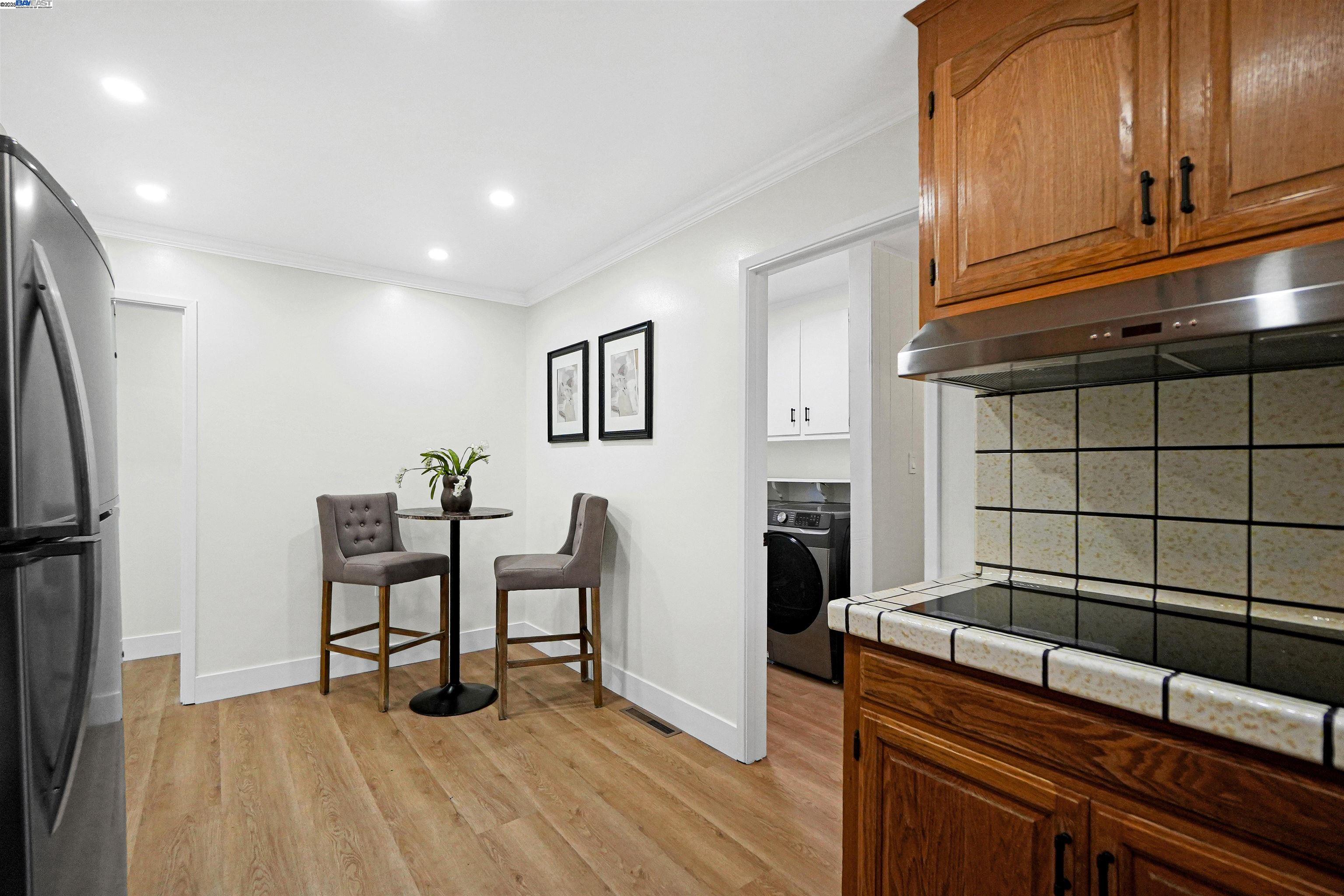 Detail Gallery Image 15 of 59 For 5320 Nash Way, Castro Valley,  CA 94546 - 3 Beds | 2 Baths