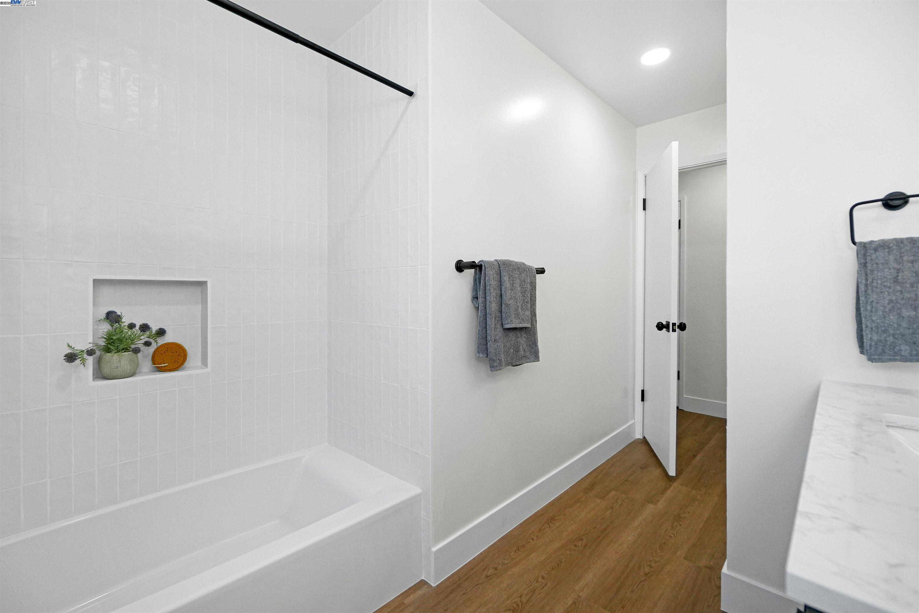 Detail Gallery Image 26 of 59 For 5320 Nash Way, Castro Valley,  CA 94546 - 3 Beds | 2 Baths