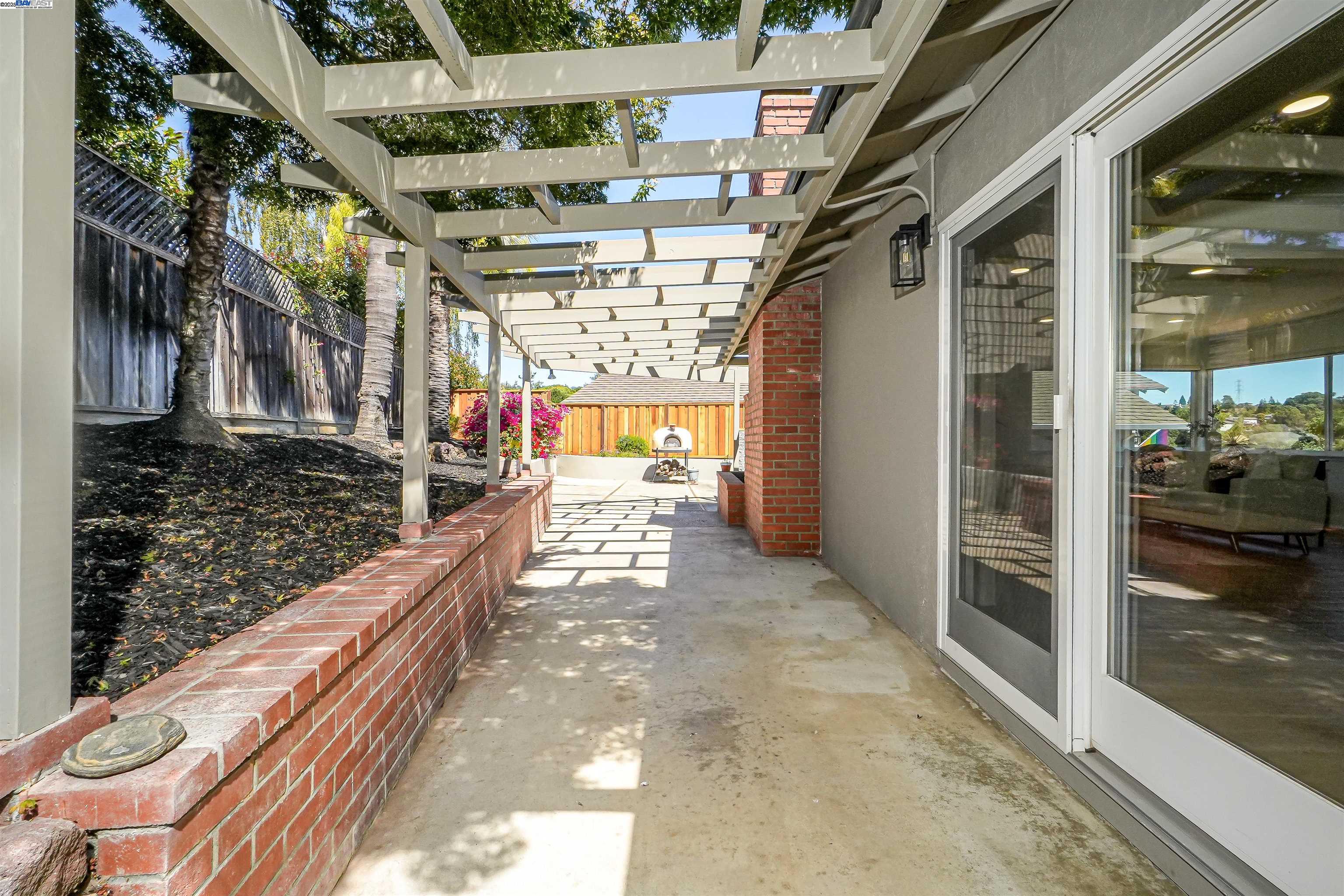 Detail Gallery Image 30 of 59 For 5320 Nash Way, Castro Valley,  CA 94546 - 3 Beds | 2 Baths