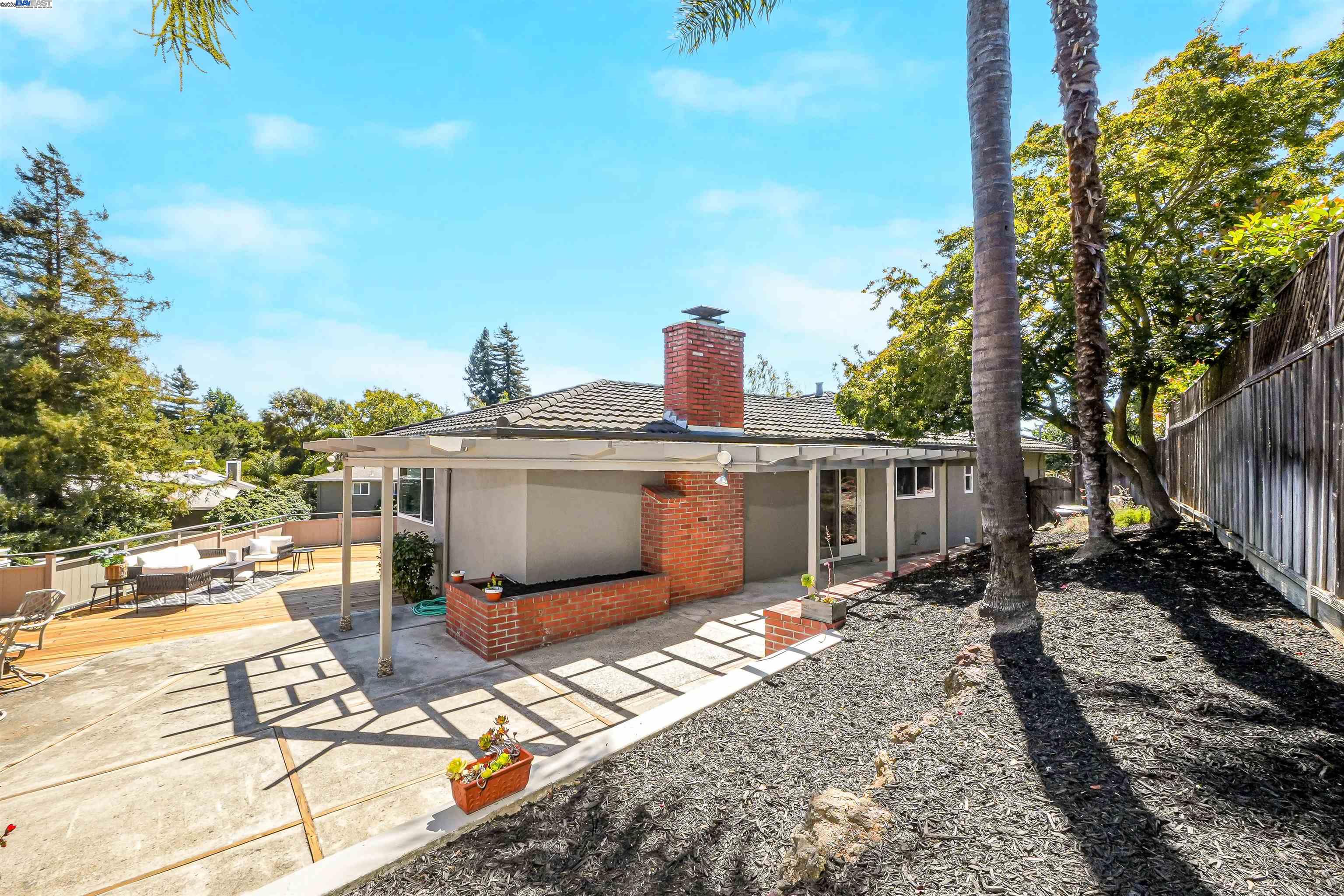Detail Gallery Image 35 of 59 For 5320 Nash Way, Castro Valley,  CA 94546 - 3 Beds | 2 Baths