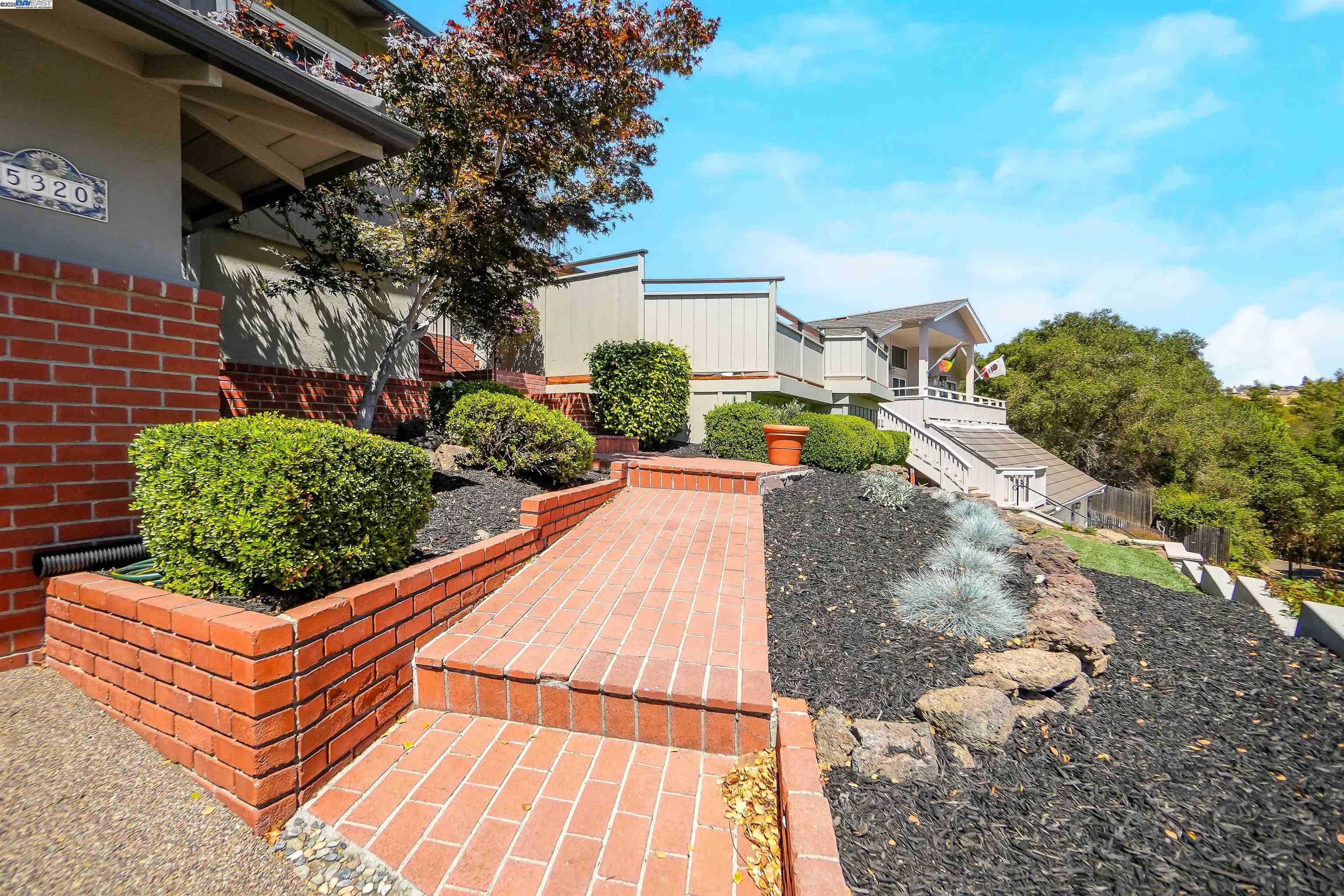 Detail Gallery Image 56 of 59 For 5320 Nash Way, Castro Valley,  CA 94546 - 3 Beds | 2 Baths
