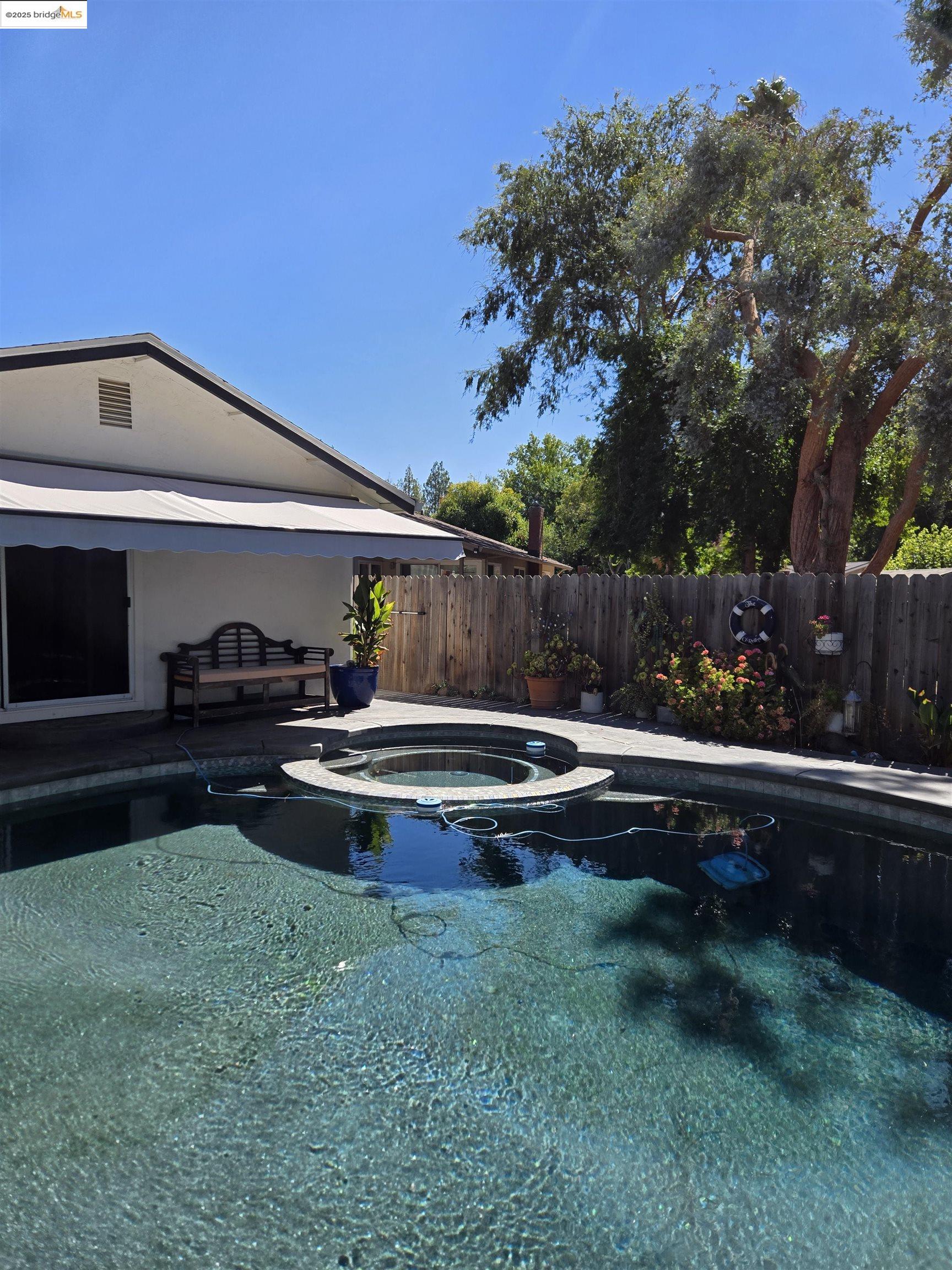 Detail Gallery Image 14 of 33 For 512 Corte Alta, Vacaville,  CA 95688 - 4 Beds | 2 Baths
