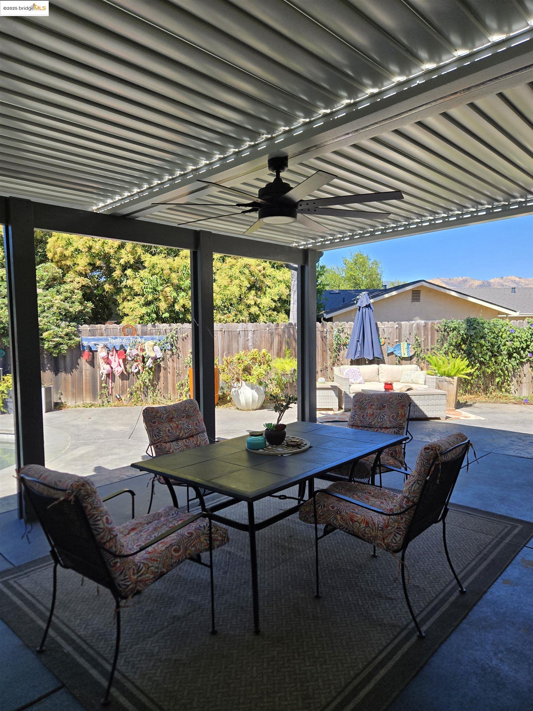 Detail Gallery Image 17 of 33 For 512 Corte Alta, Vacaville,  CA 95688 - 4 Beds | 2 Baths