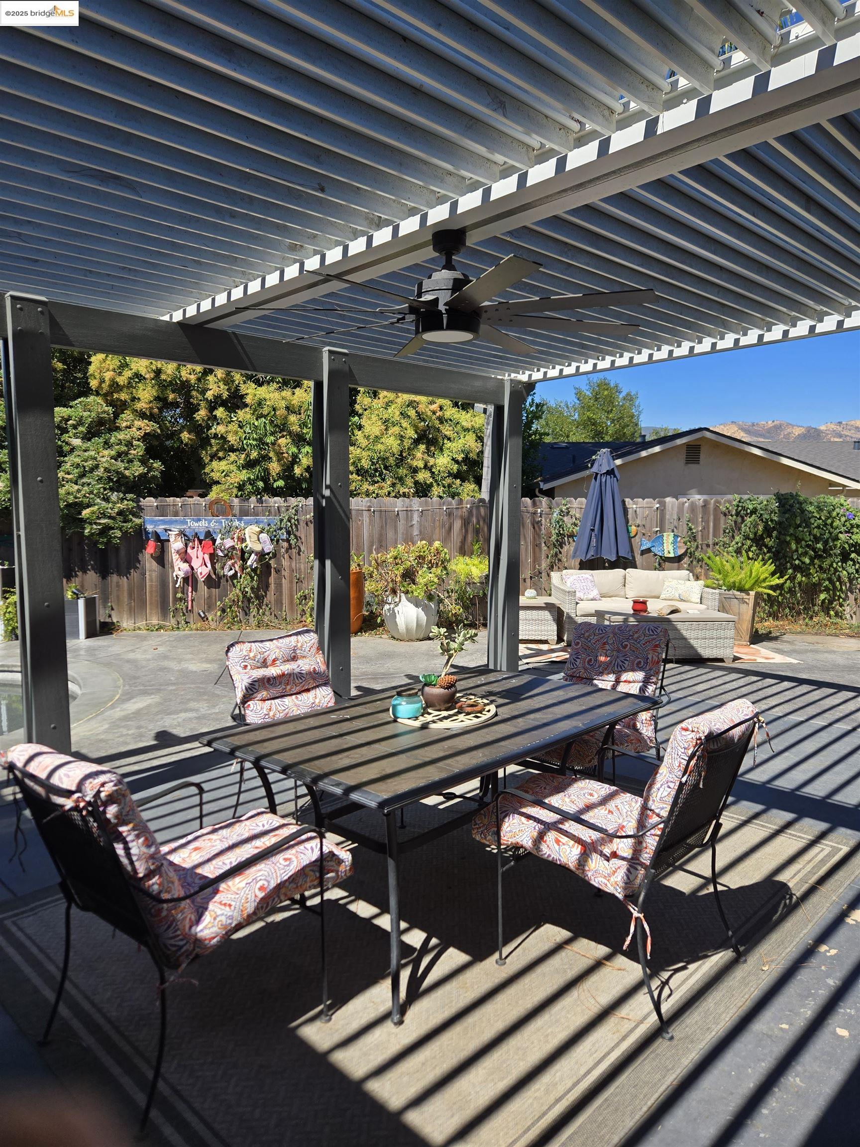 Detail Gallery Image 18 of 33 For 512 Corte Alta, Vacaville,  CA 95688 - 4 Beds | 2 Baths