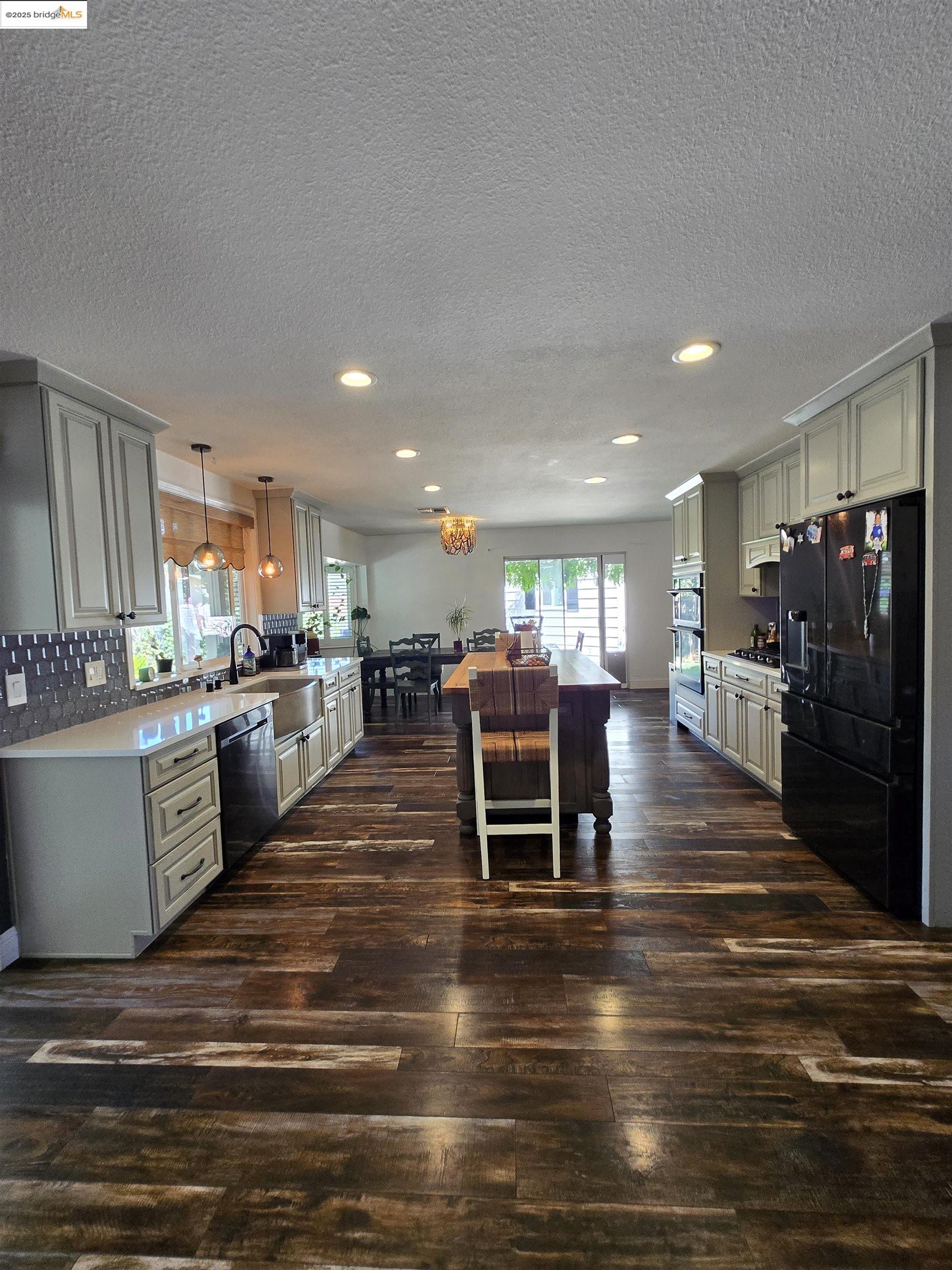 Detail Gallery Image 21 of 33 For 512 Corte Alta, Vacaville,  CA 95688 - 4 Beds | 2 Baths
