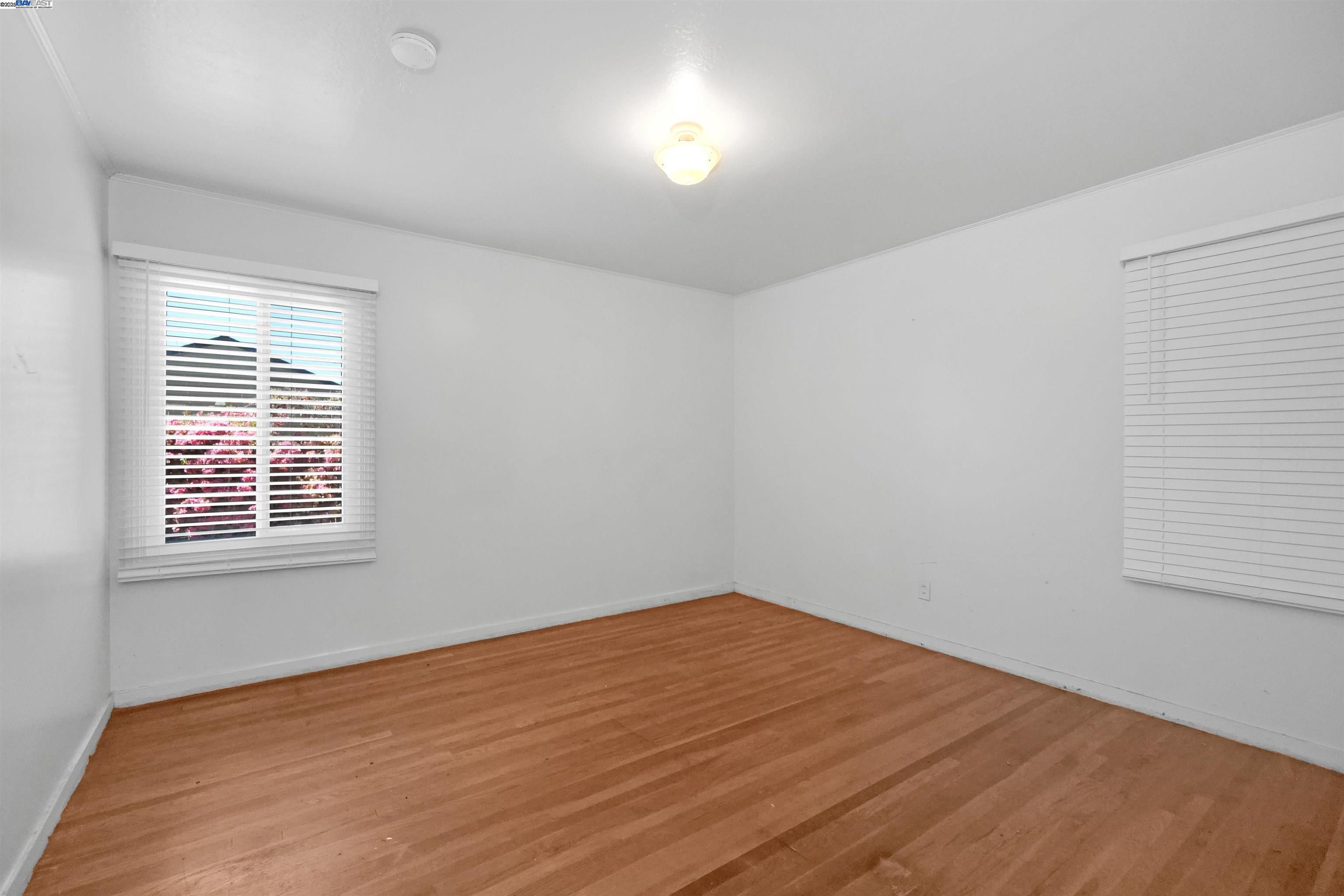 Detail Gallery Image 23 of 30 For 559 Almanza Dr, Oakland,  CA 94603 - 2 Beds | 1 Baths