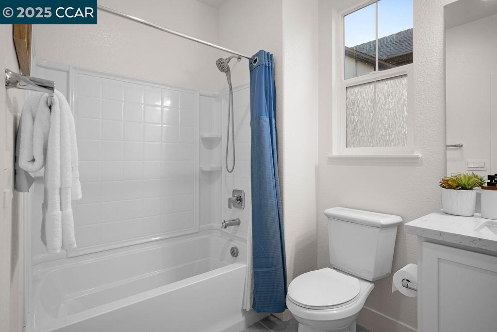Detail Gallery Image 21 of 30 For 28949 Hideaway St, Hayward,  CA 94544 - 4 Beds | 3/1 Baths