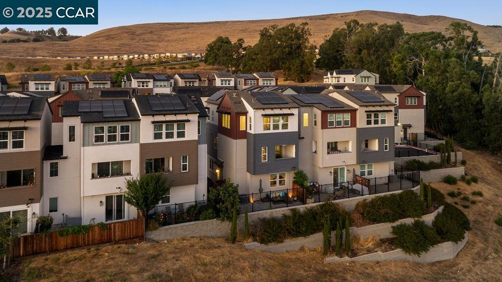 Detail Gallery Image 27 of 30 For 28949 Hideaway St, Hayward,  CA 94544 - 4 Beds | 3/1 Baths
