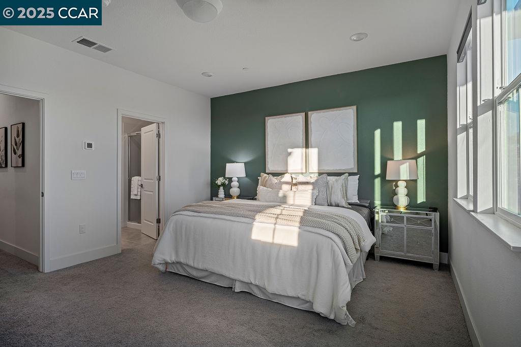 Detail Gallery Image 10 of 30 For 28949 Hideaway St, Hayward,  CA 94544 - 4 Beds | 3/1 Baths
