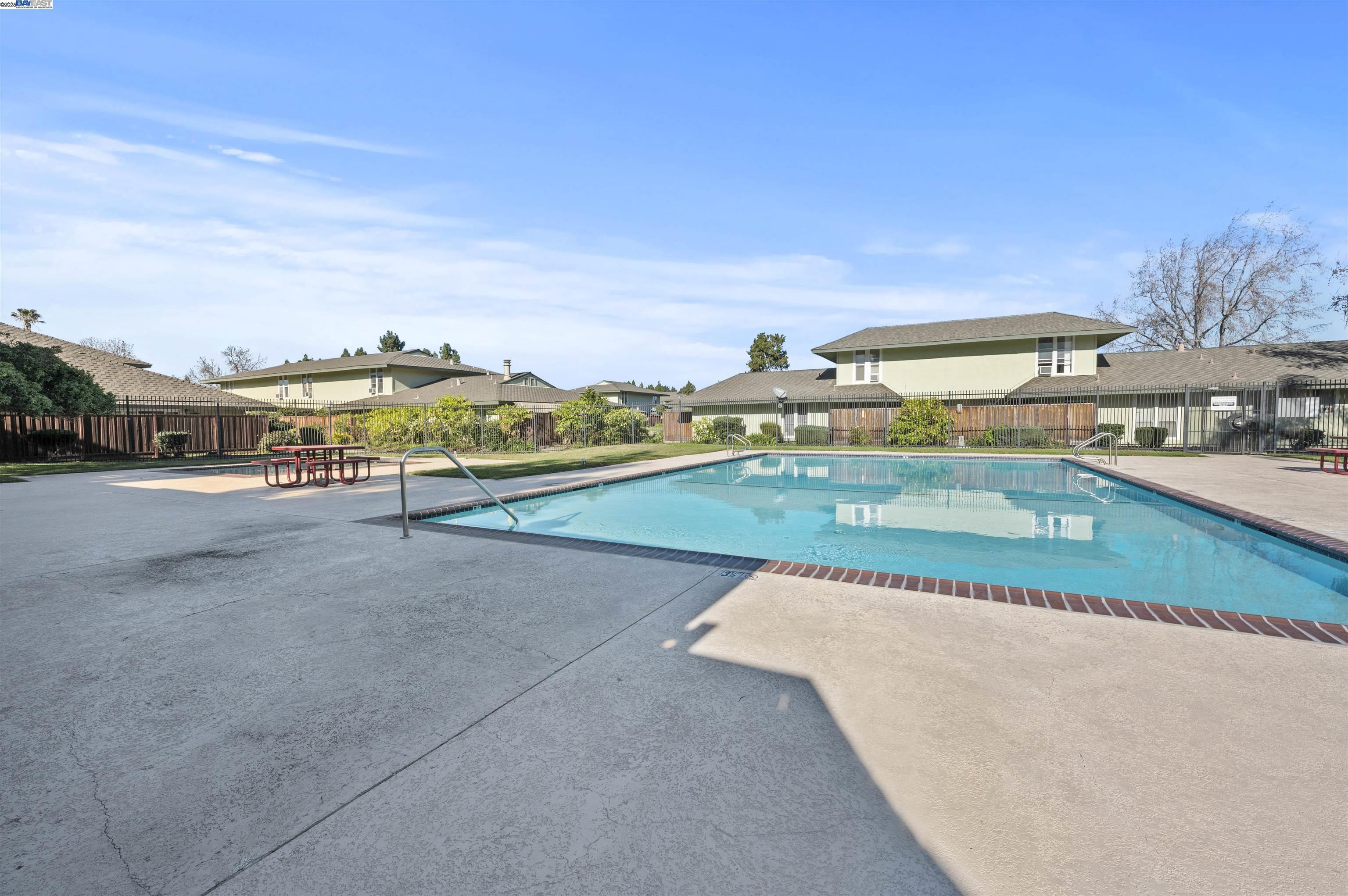 Detail Gallery Image 23 of 25 For 5645 Evergreen Terrace, Fremont,  CA 94538 - 2 Beds | 1/1 Baths