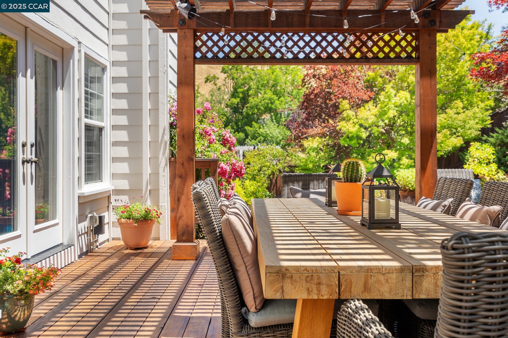 Detail Gallery Image 52 of 59 For 3 Shadewell Ct, Danville,  CA 94506 - 6 Beds | 4 Baths