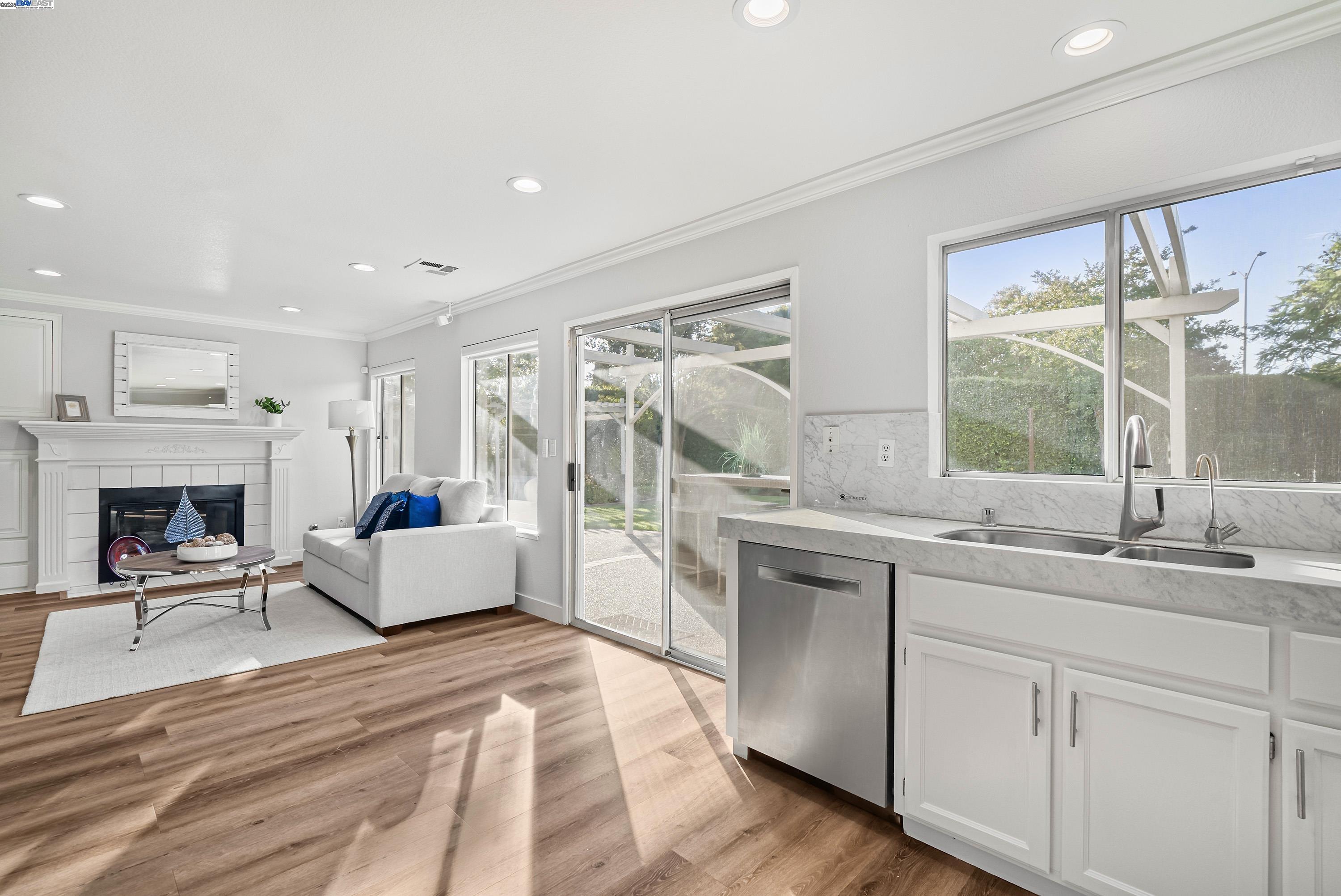 Detail Gallery Image 19 of 49 For 3691 Wyndham Dr, Fremont,  CA 94536 - 4 Beds | 2/1 Baths