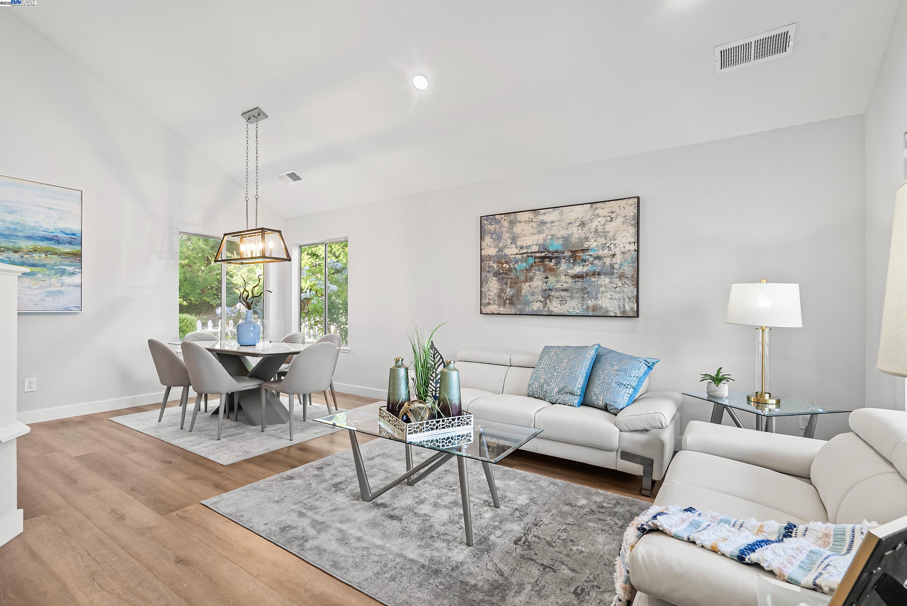Detail Gallery Image 5 of 49 For 3691 Wyndham Dr, Fremont,  CA 94536 - 4 Beds | 2/1 Baths