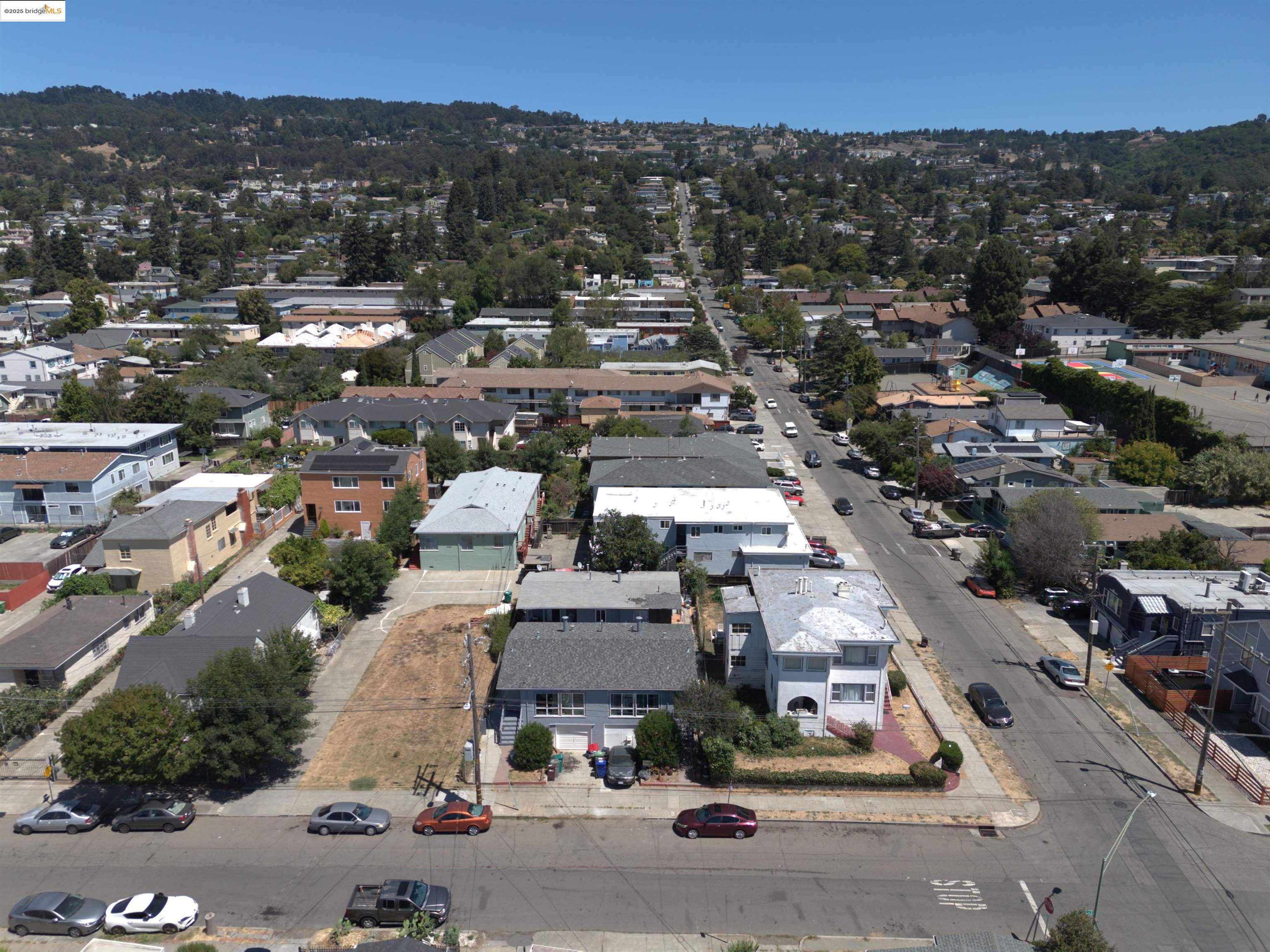 Detail Gallery Image 14 of 16 For 4160 Masterson St, Oakland,  CA 94619-1927 - – Beds | – Baths