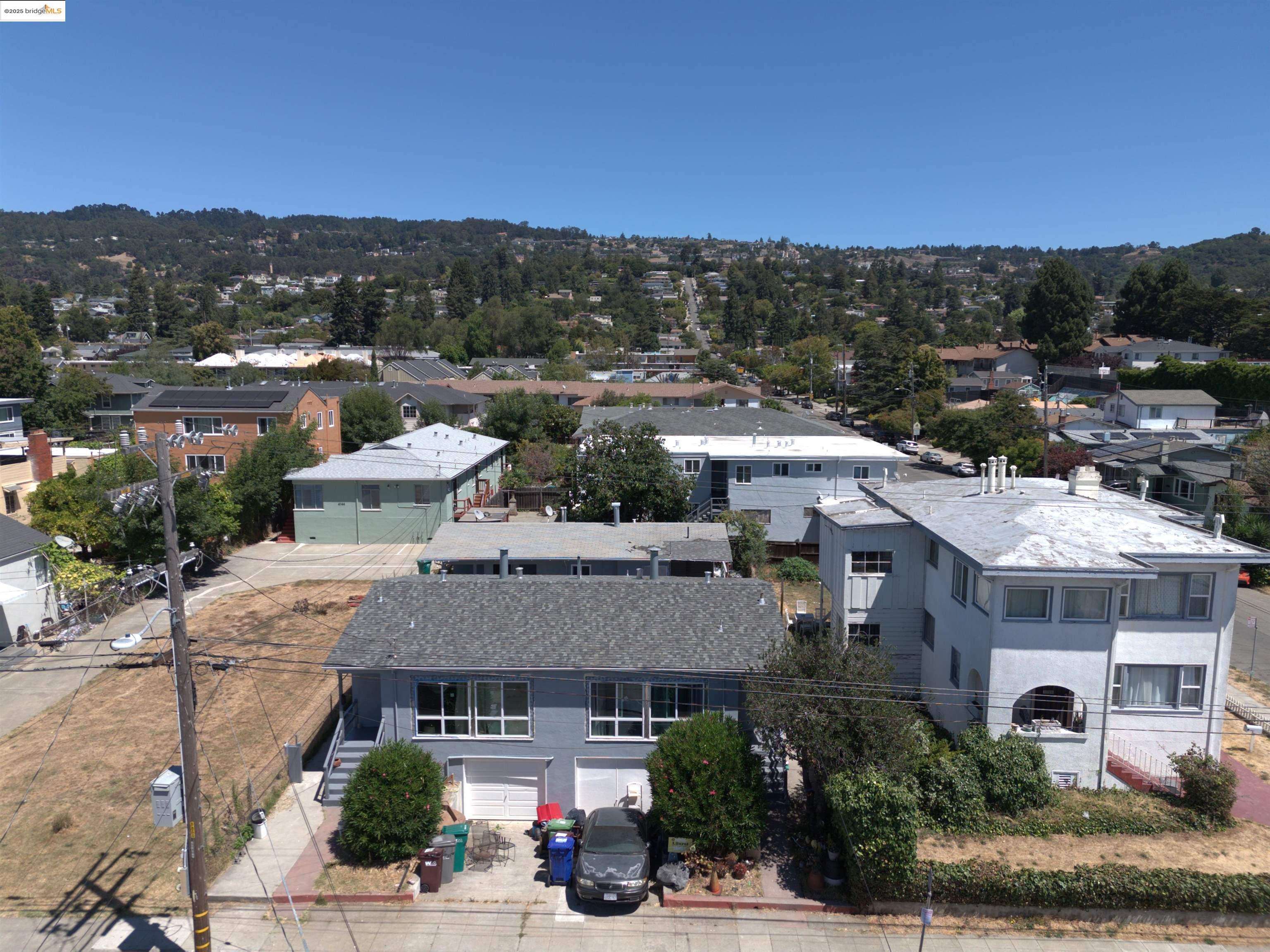 Detail Gallery Image 3 of 10 For 4160 Masterson St, Oakland,  CA 94619-1927 - – Beds | – Baths