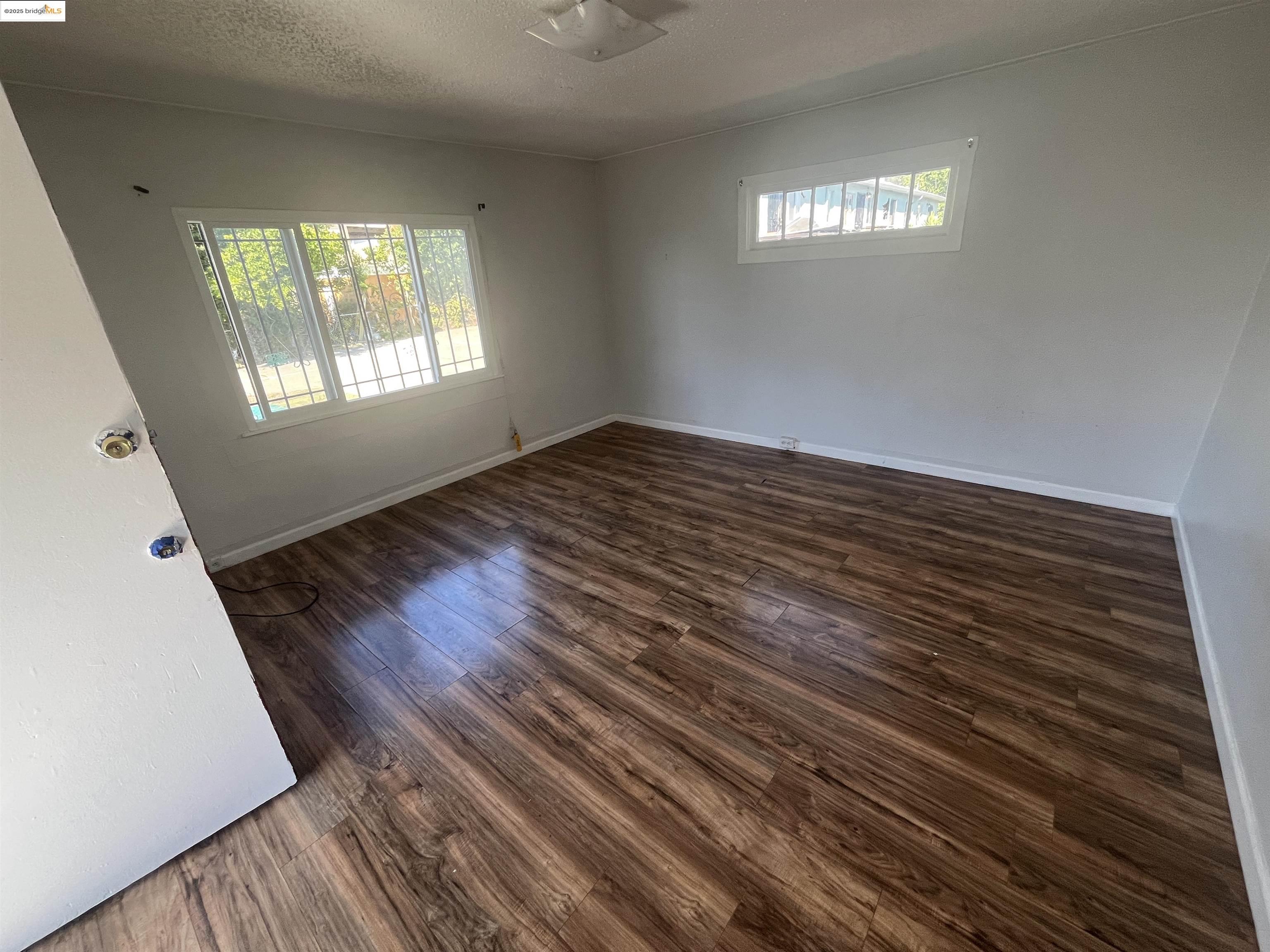 Detail Gallery Image 5 of 16 For 4160 Masterson St, Oakland,  CA 94619-1927 - – Beds | – Baths