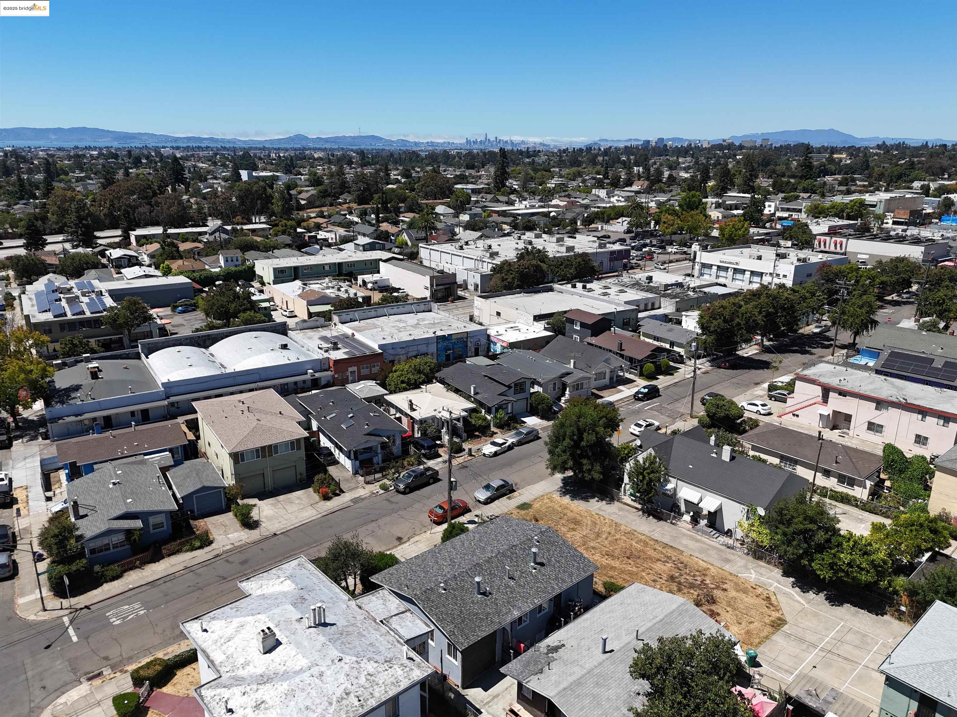 Detail Gallery Image 10 of 10 For 4160 Masterson St, Oakland,  CA 94619-1927 - – Beds | – Baths