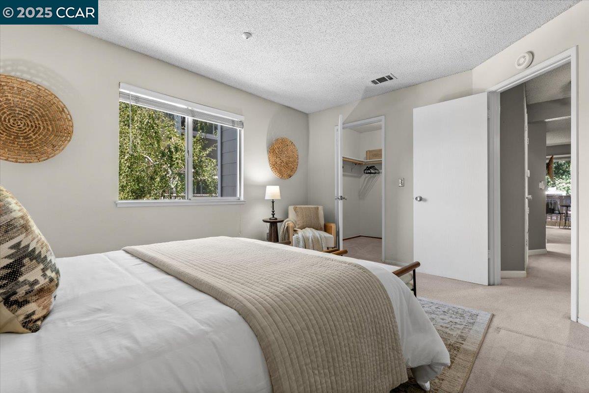 Detail Gallery Image 17 of 24 For 2597 Oak Rd, Walnut Creek,  CA 94597 - 2 Beds | 1 Baths