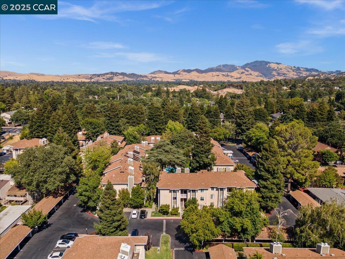Detail Gallery Image 22 of 24 For 2597 Oak Rd, Walnut Creek,  CA 94597 - 2 Beds | 1 Baths
