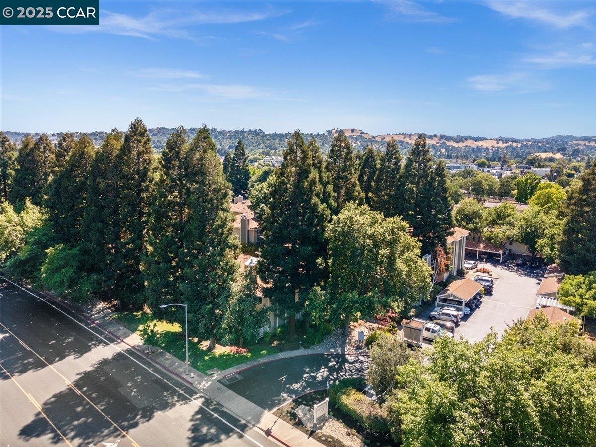 Detail Gallery Image 24 of 24 For 2597 Oak Rd, Walnut Creek,  CA 94597 - 2 Beds | 1 Baths