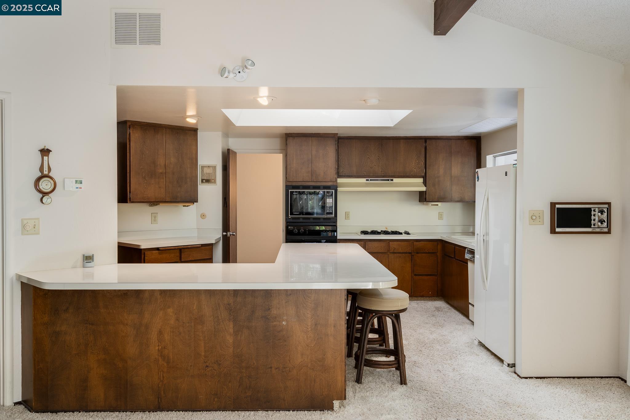 Detail Gallery Image 9 of 31 For 200 Lark Ln, Alamo,  CA 94507 - 3 Beds | 3 Baths