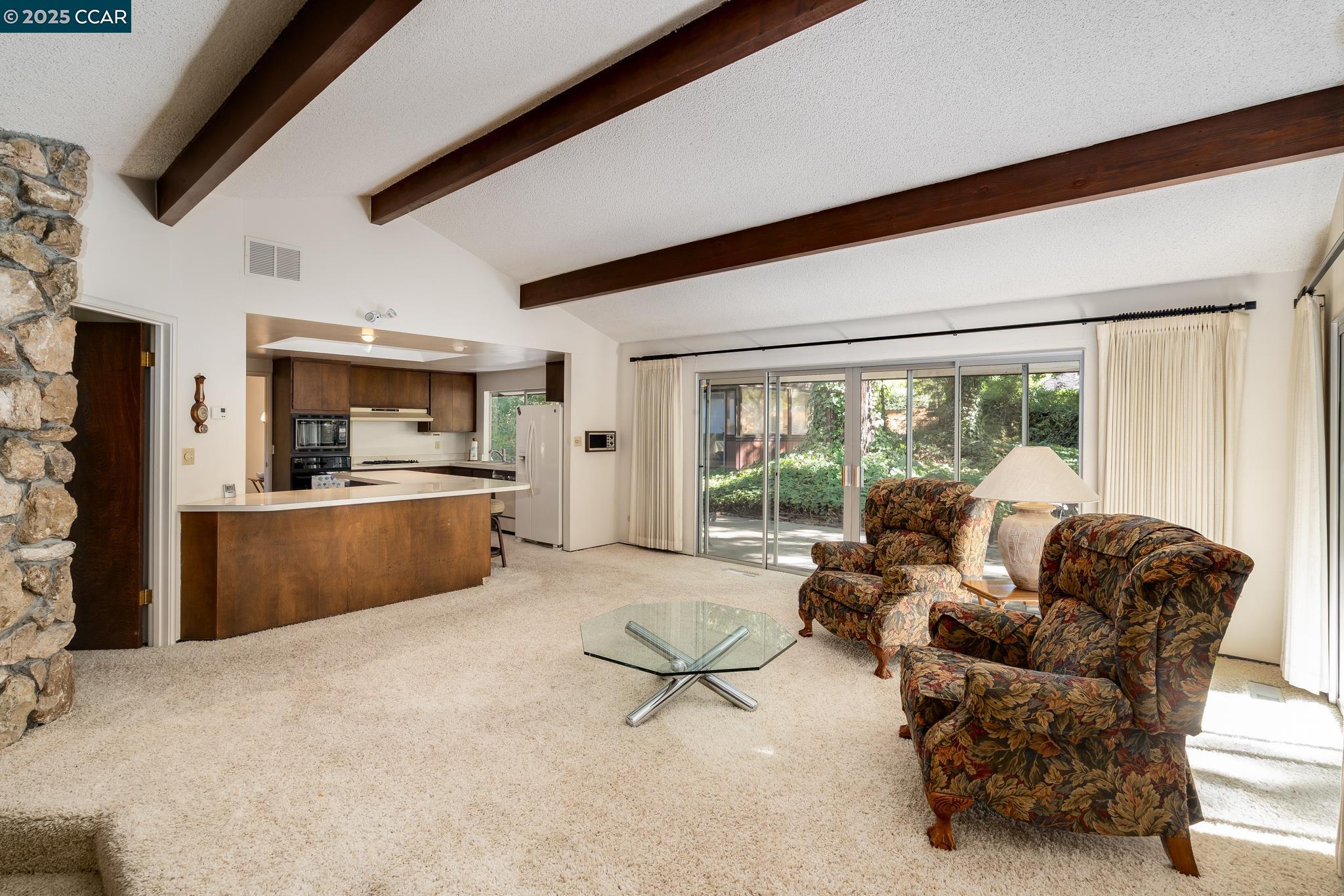 Detail Gallery Image 7 of 31 For 200 Lark Ln, Alamo,  CA 94507 - 3 Beds | 3 Baths