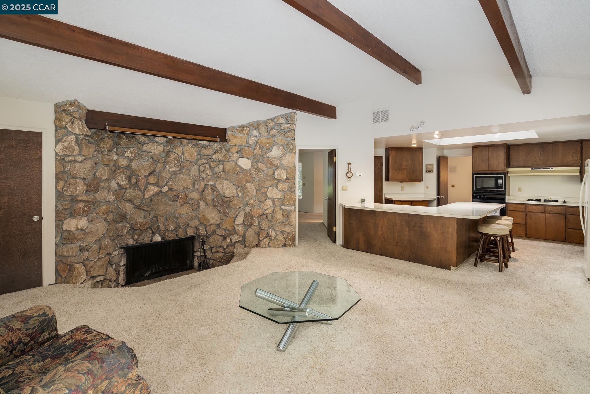 Detail Gallery Image 8 of 31 For 200 Lark Ln, Alamo,  CA 94507 - 3 Beds | 3 Baths