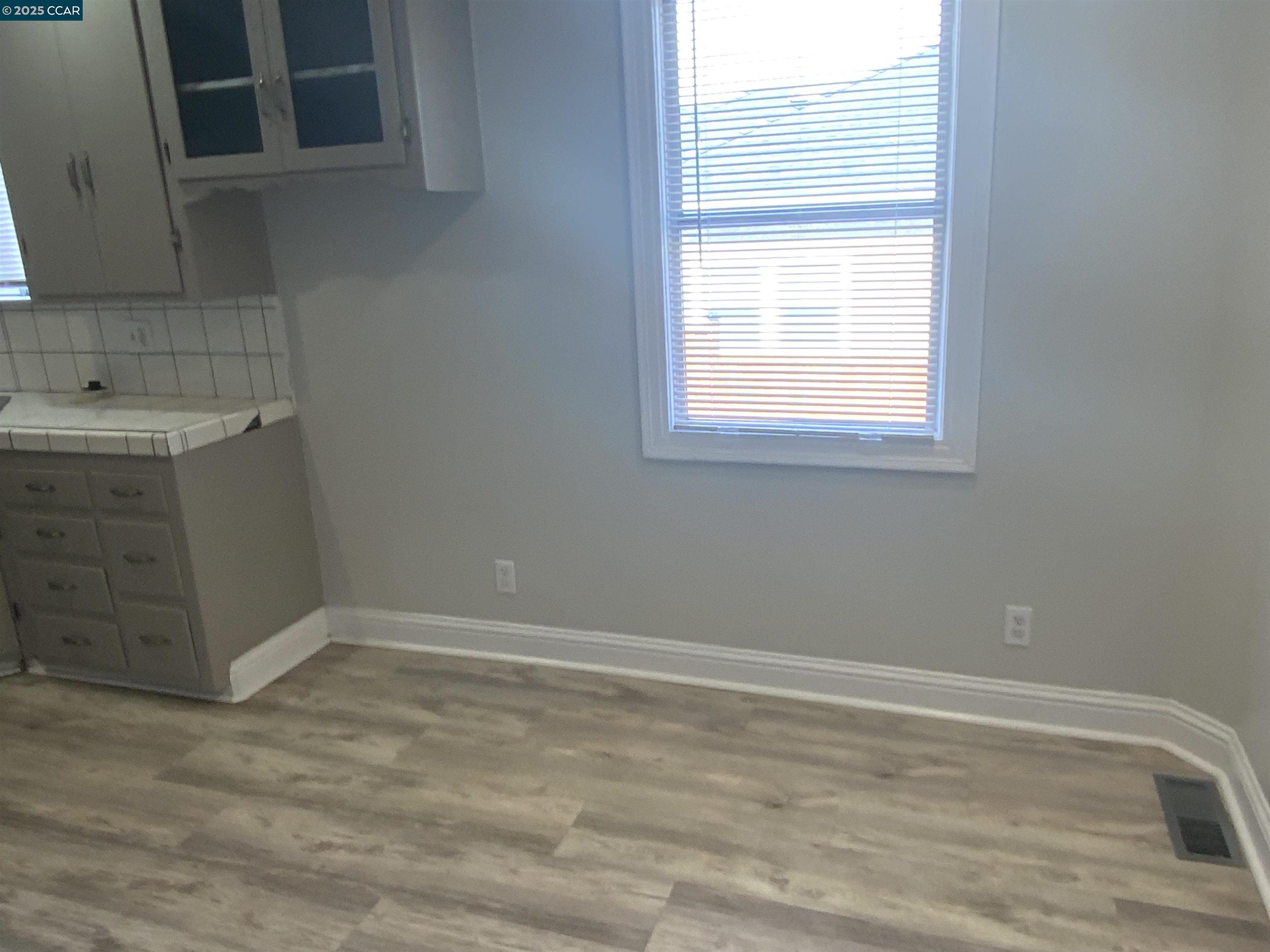 Detail Gallery Image 7 of 21 For 1121 3rd St, Rodeo,  CA 94572 - 2 Beds | 1 Baths