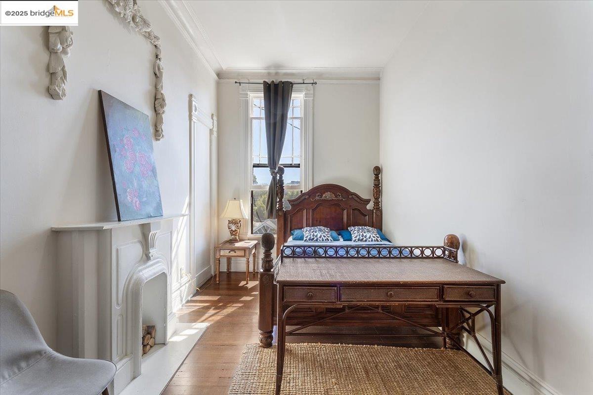 Detail Gallery Image 11 of 23 For 1218 E 21st St, Oakland,  CA 94606 - 19 Beds | 9 Baths
