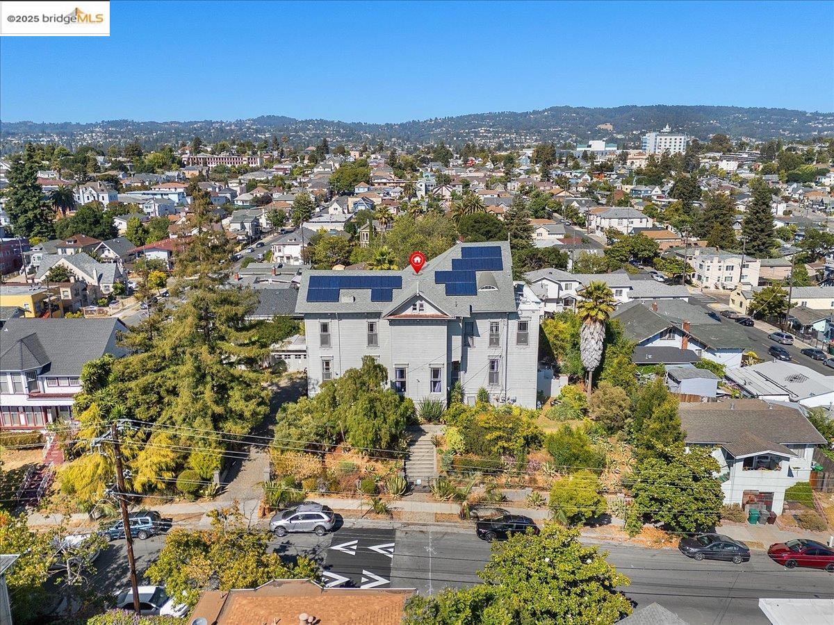 Detail Gallery Image 20 of 23 For 1218 E 21st St, Oakland,  CA 94606 - 19 Beds | 9 Baths
